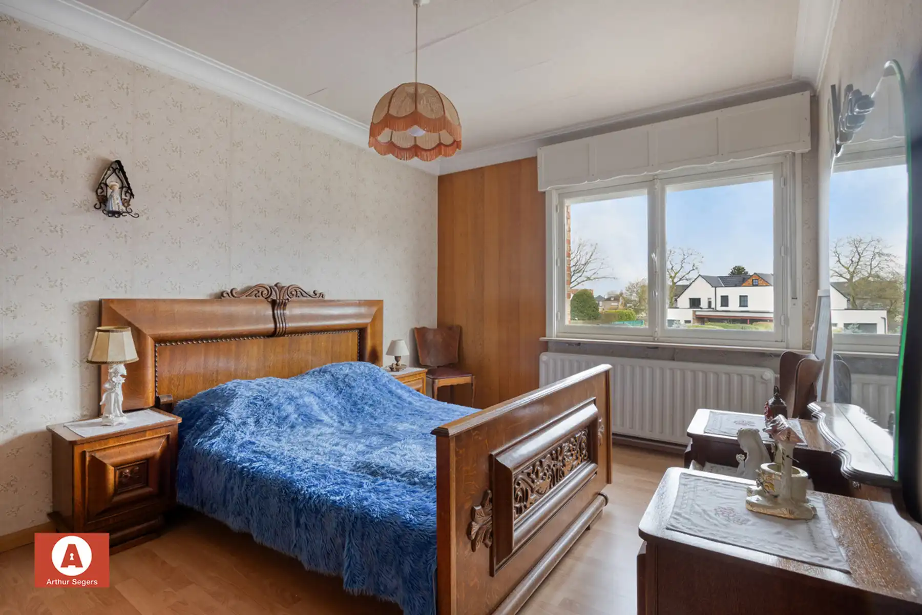 Solide te renoveren woning nabij het centrum van Buggenhout foto 17