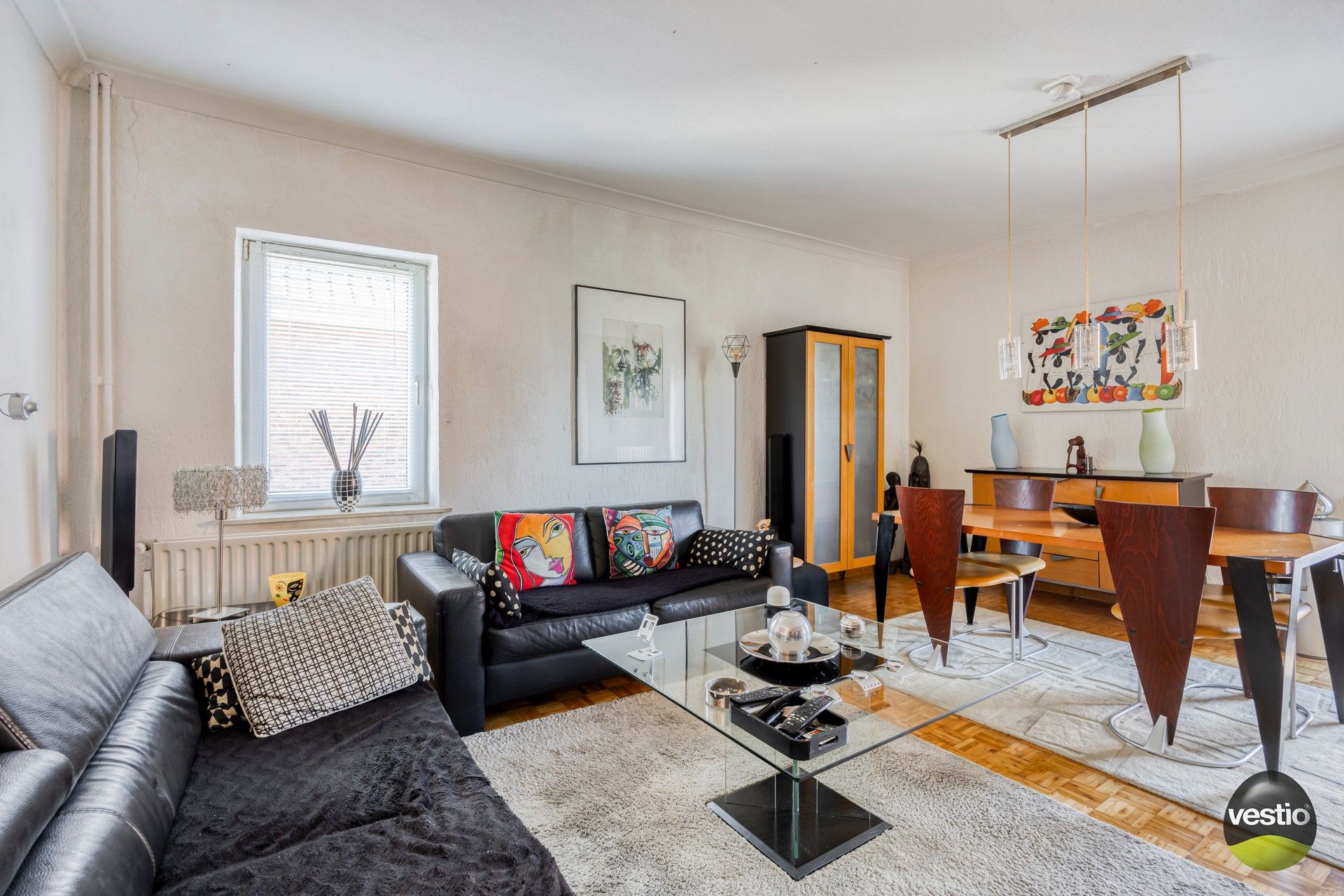 Unieke eigendom met woning, 3 appartementen, weilanden en schuren foto 22