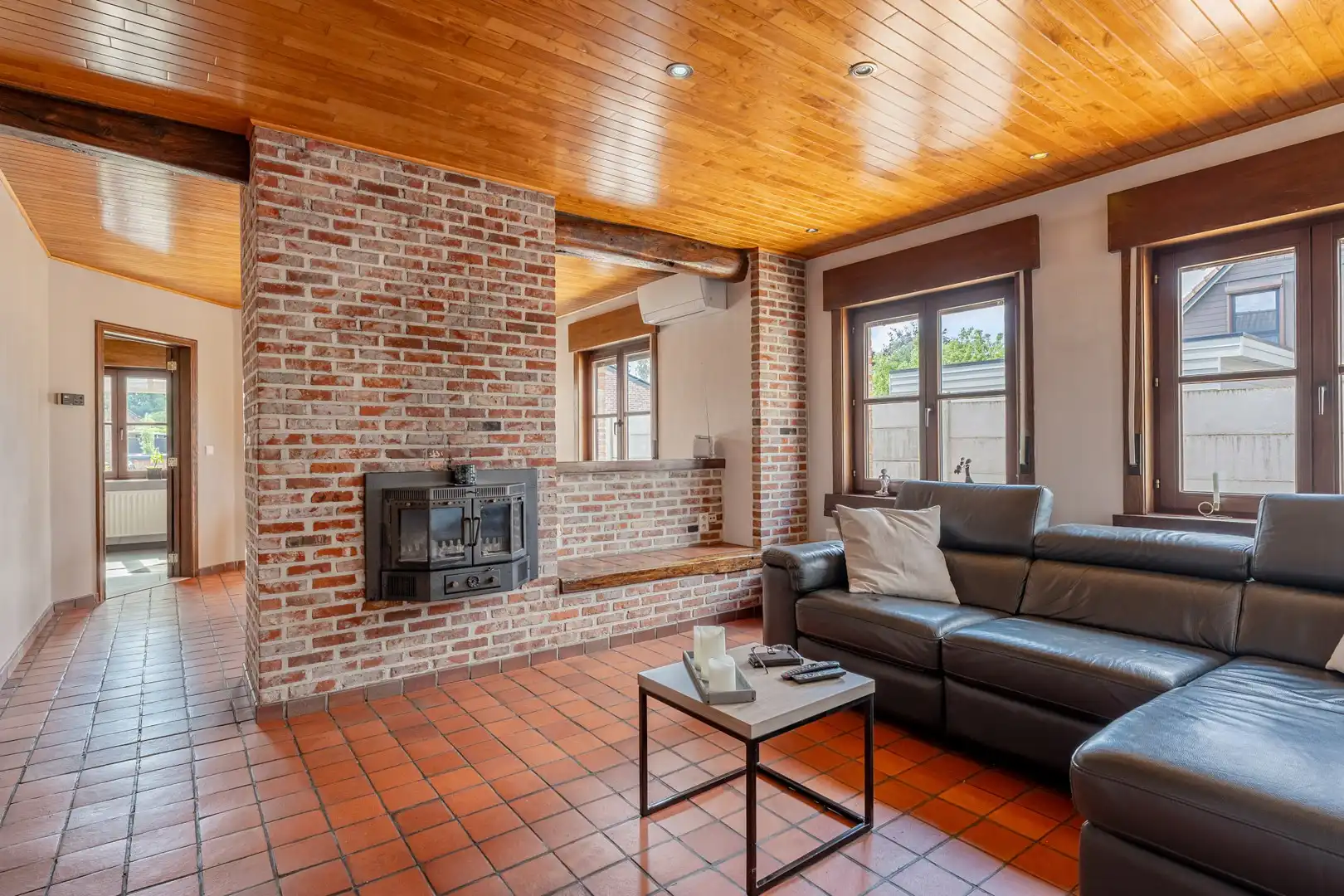 🏡&nbsp;Ruime gezinswoning met 3 slaapkamers op een prachtig perceel van 12a48ca foto 5
