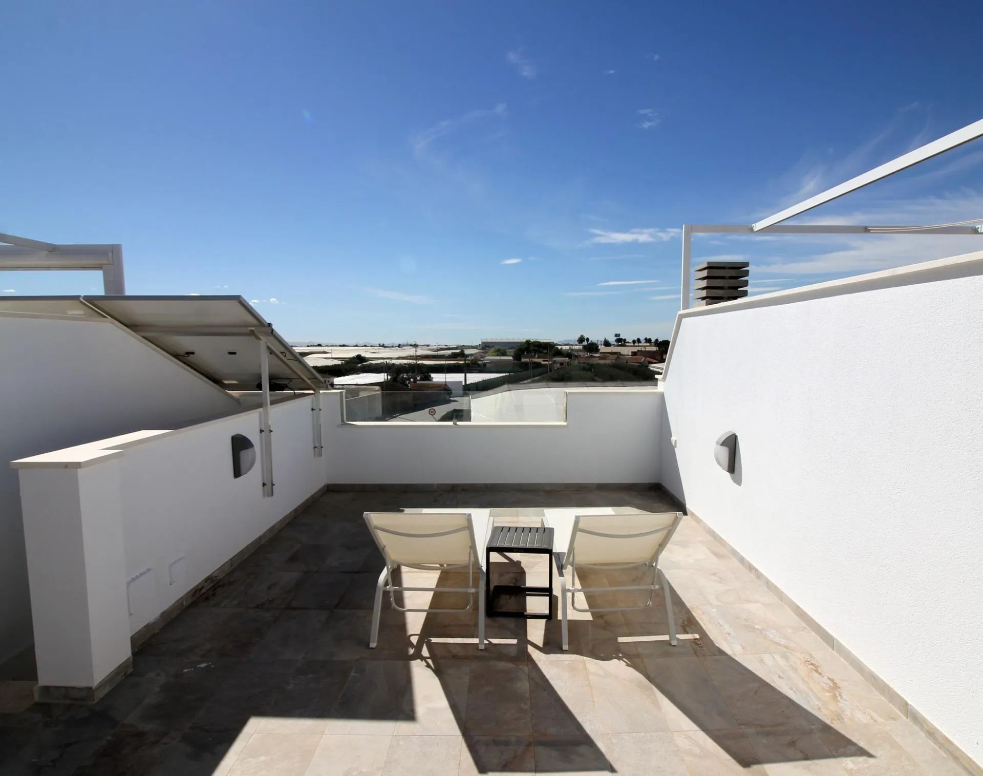 Zon, zee en stijlvol wonen: exclusieve vakantiewoningen in het hart van Pilar de la Horadada foto 18