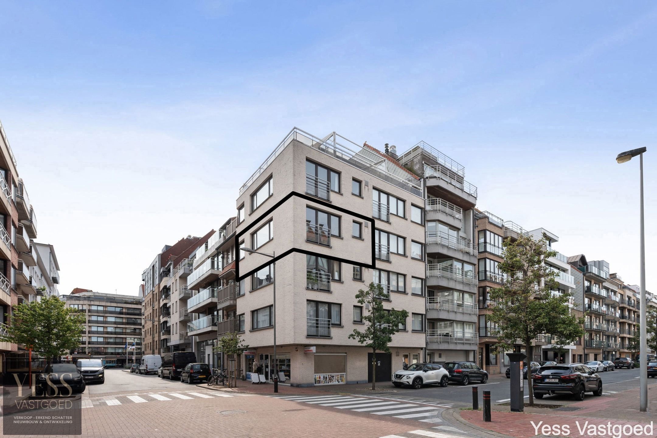 Prachtig gerenoveerd app met 2 slaapkamer centraal gelegen. foto 14