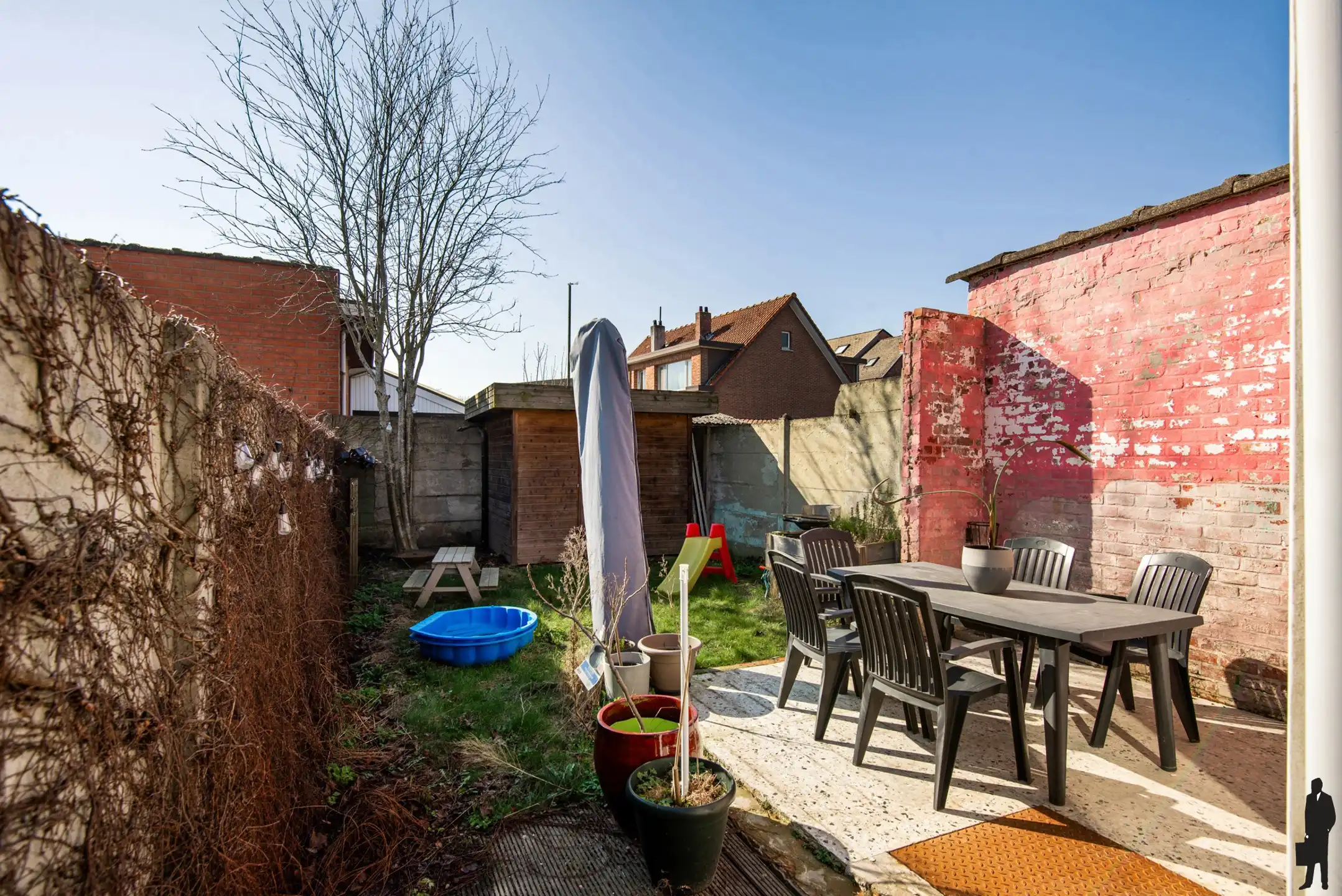 Gerenoveerde woning met 4 ruime slaapkamers en zuidwest tuin foto 11