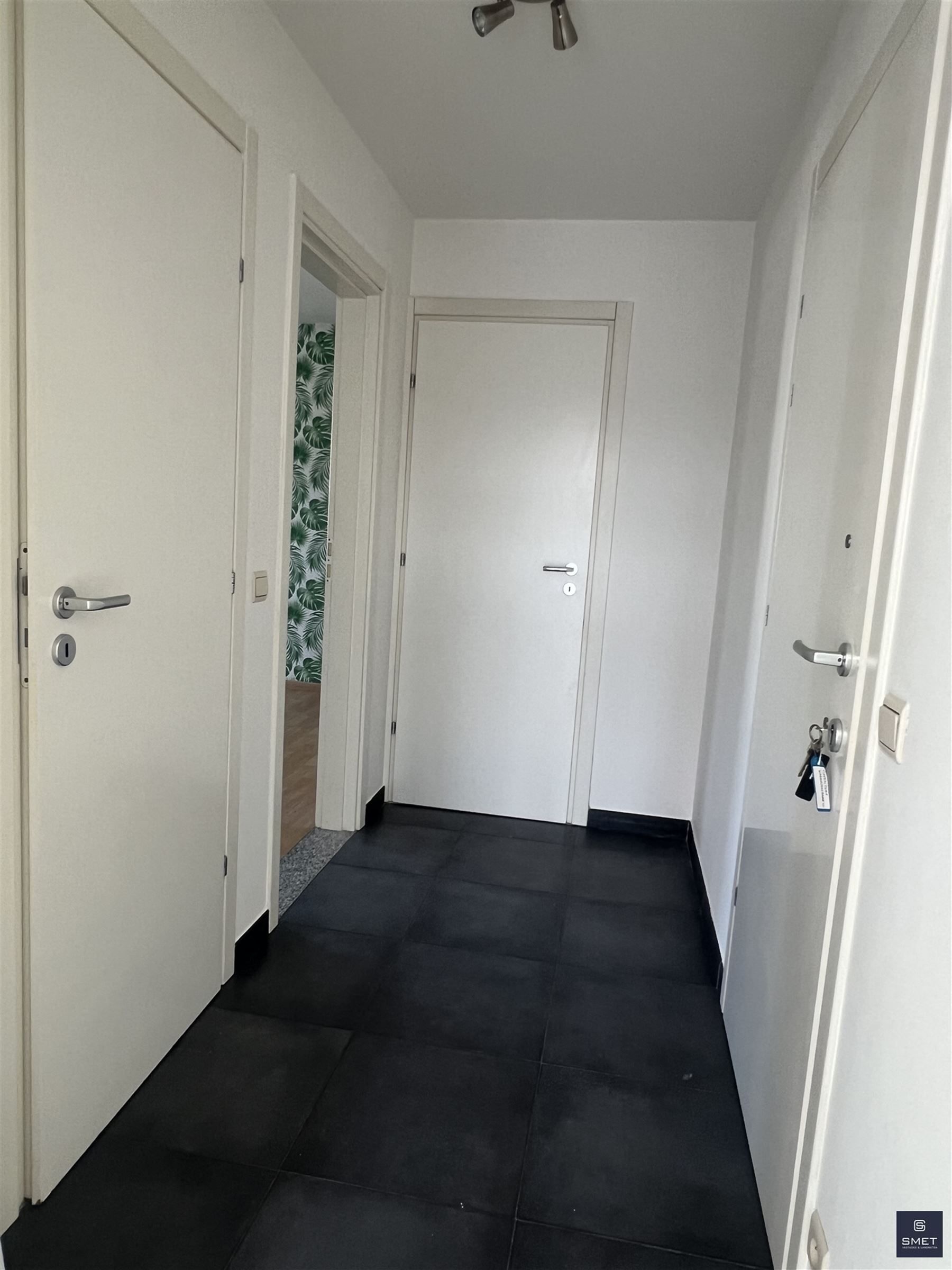 IDEALE INVESTERINGSEIGENDOM  APPT MET 3 SLPK EN GAR. foto 5