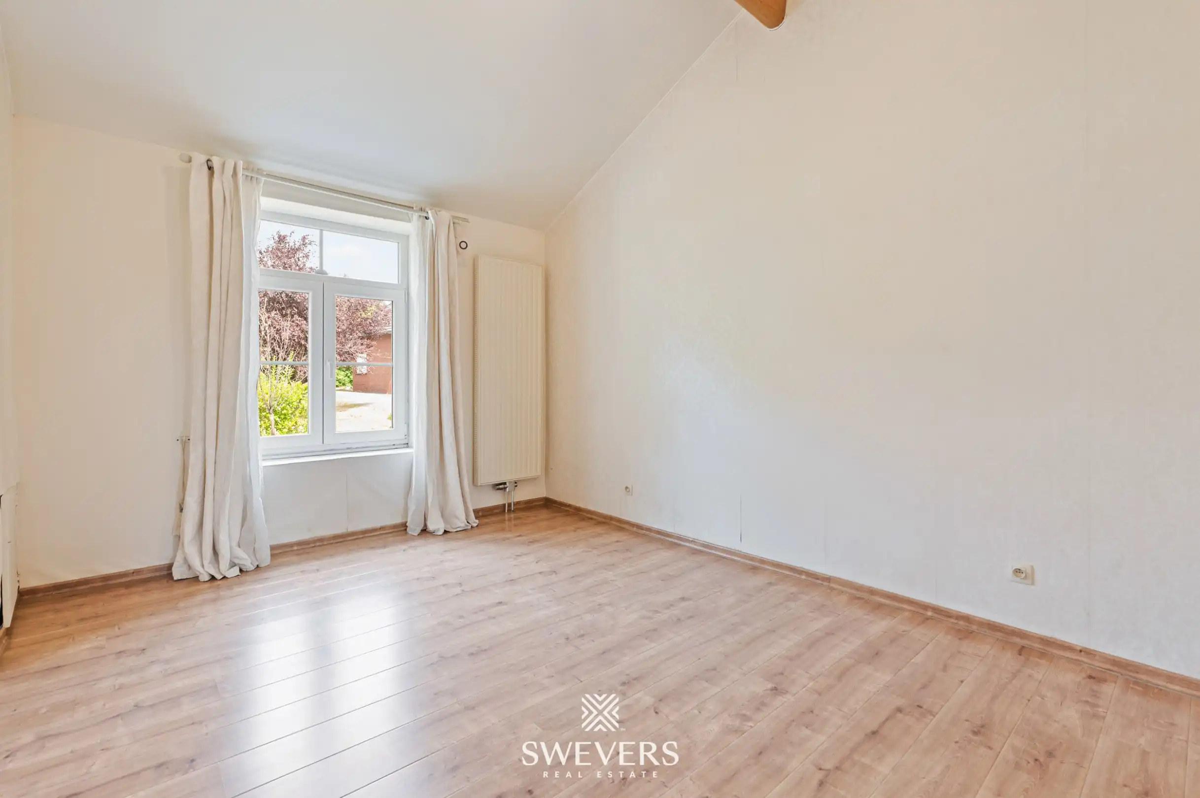 Ruime open bebouwing met 259 m² woonruimte, zuidgerichte tuin en mogelijkheden voor vrij beroep foto 10