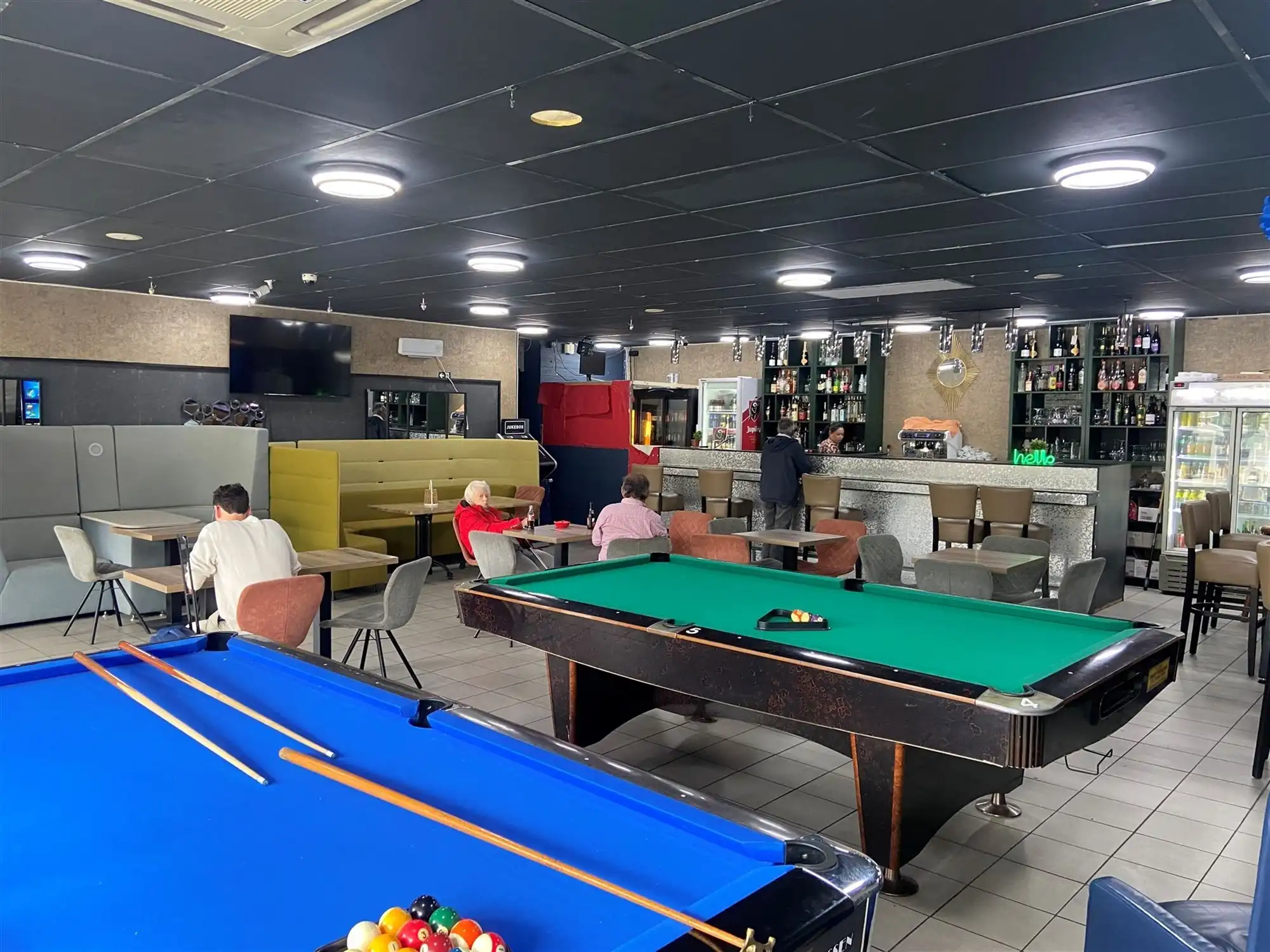 2 verhuurde commerciële ruimten aan het Operaplein, 8,3% netto rendement foto 7