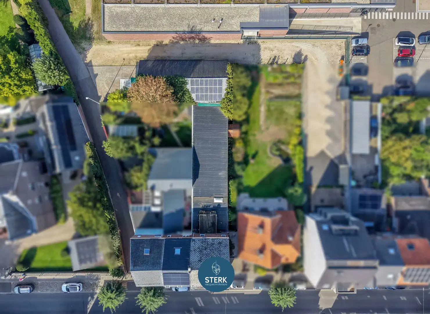VEELZIJDIGE HANDELSRUIMTE + APPARTEMENT MET RUIME LOODS IN CENTRUM LANAKEN !  foto 24