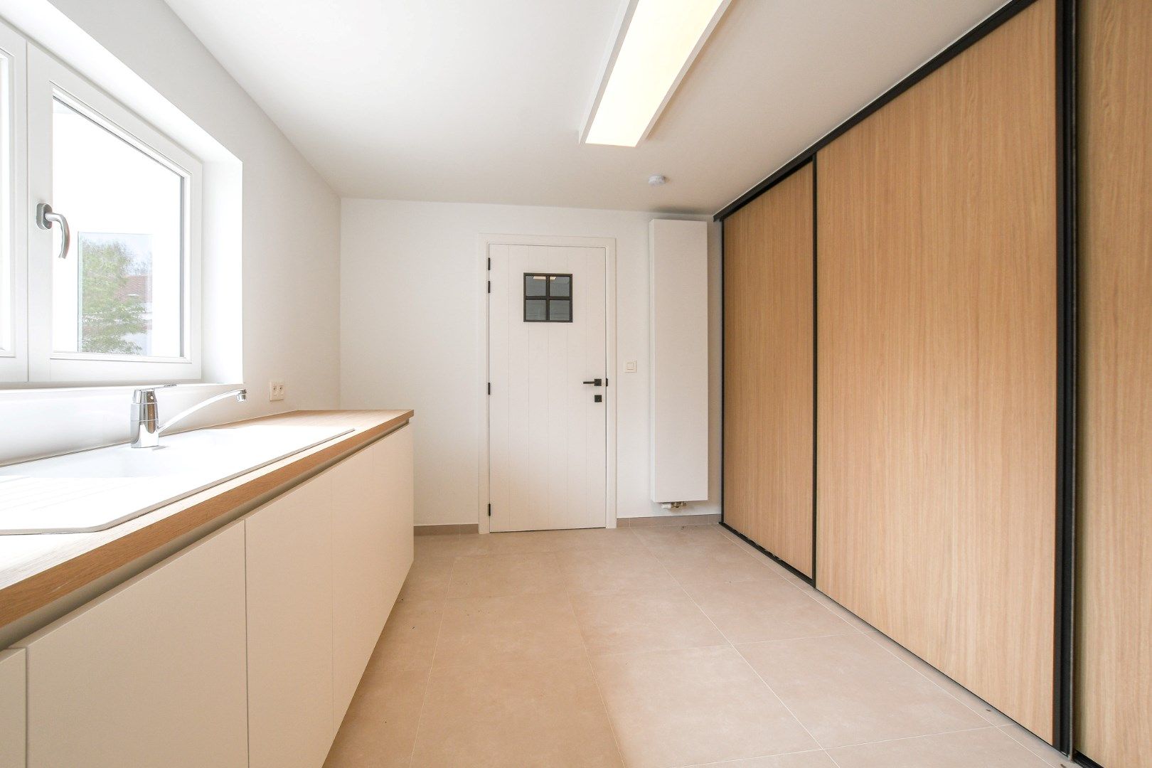 Prachtige gerenoveerde villa in het hart van Lissewege – wonen in stijl en comfort! foto 34