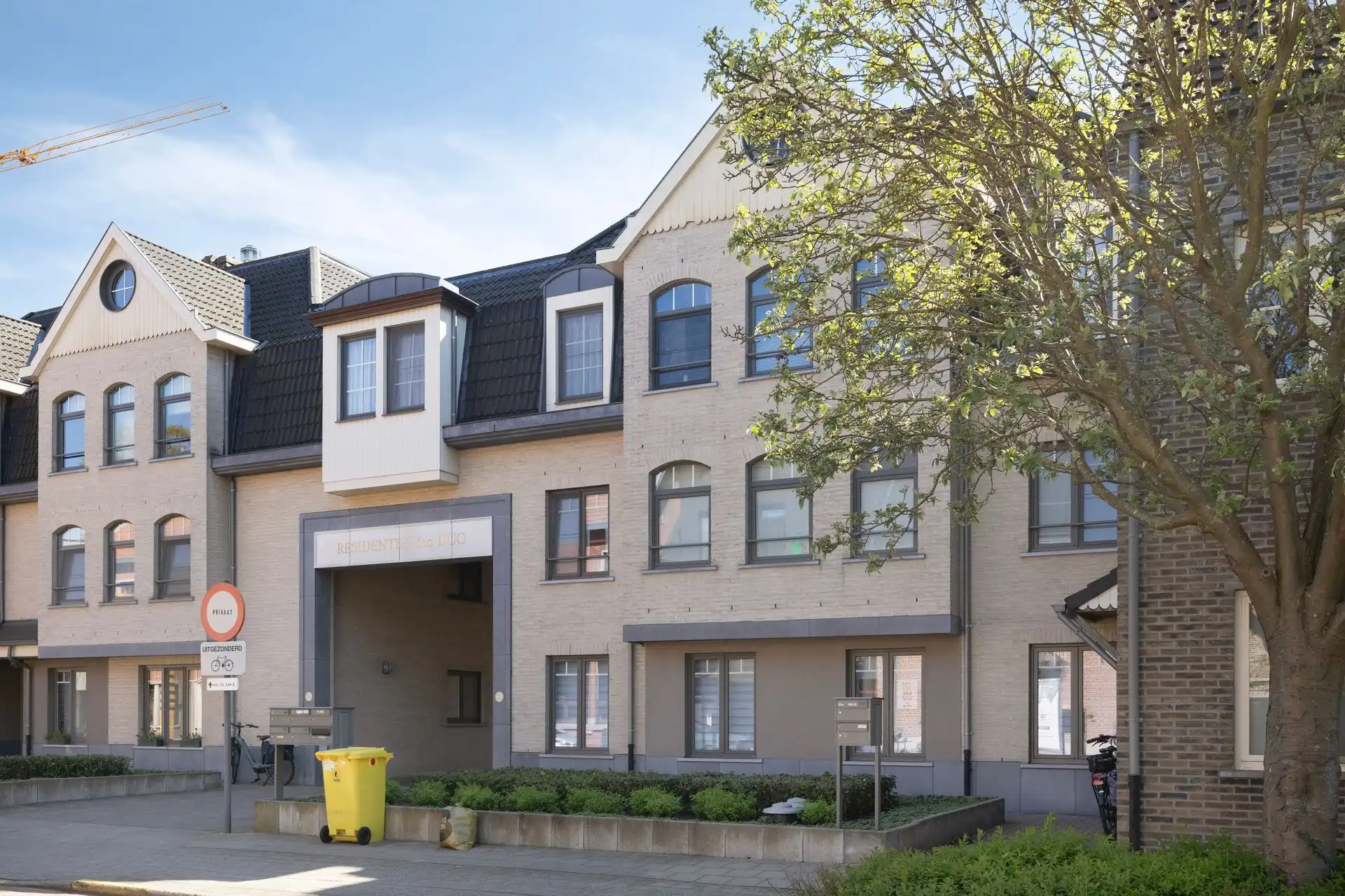 Duplex-appartement met 2 slaapkamers en terras foto {{pictureIndex}}