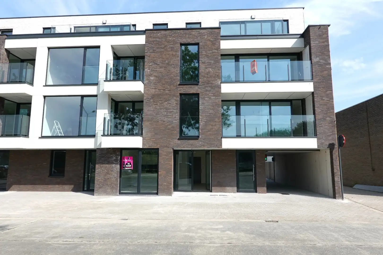 Prachtig appartement met autostaanplaats op uitstekende ligging in Brugge. foto {{pictureIndex}}