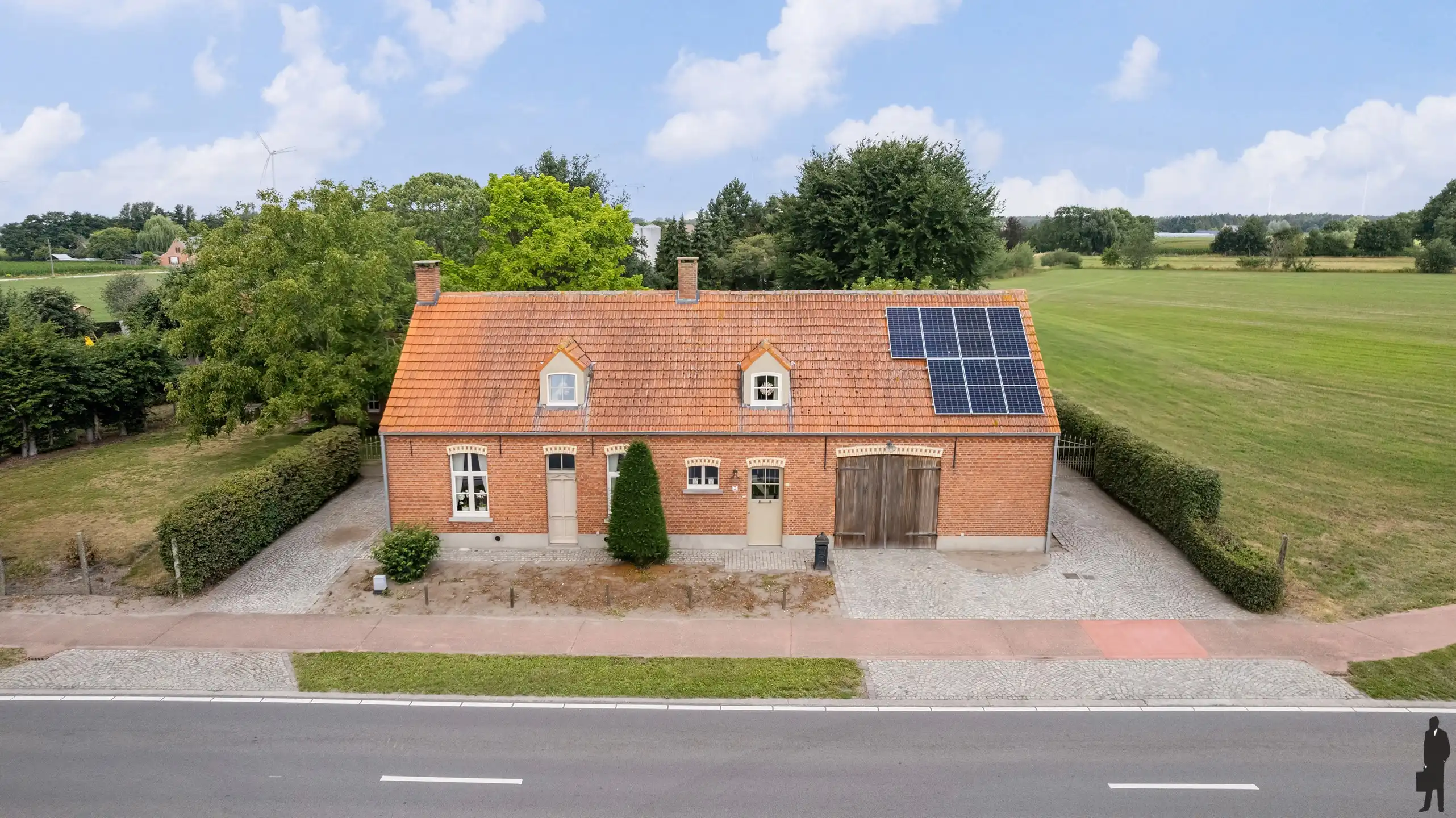 Langgestrekte hoeve op ca. 2.562m² grond te Meer! foto 33