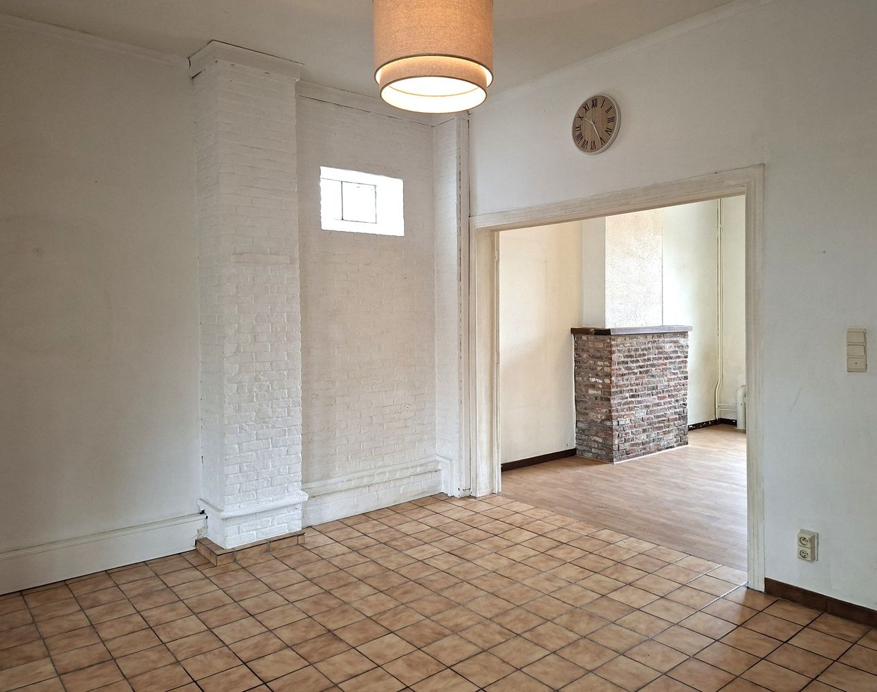Licht te renoveren woning / 4 slaapkamers en tuin / centrale ligging foto 5