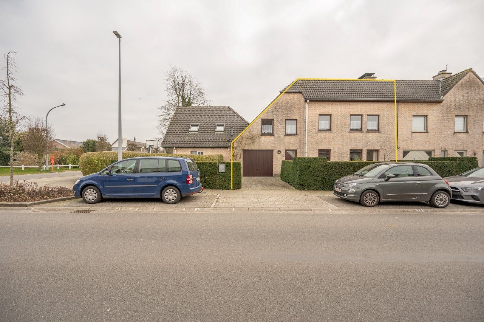 Gezellige woning op rustige ligging te Ver-Assebroek. foto {{pictureIndex}}