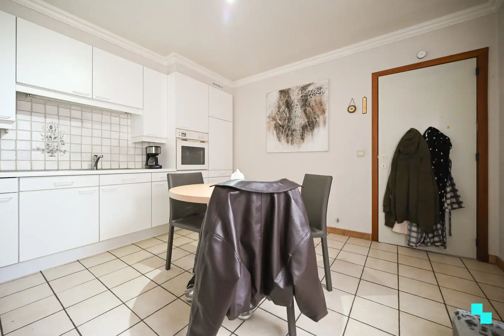 Drieslaapkamer appartement nabij de Grote Markt van Izegem foto 12