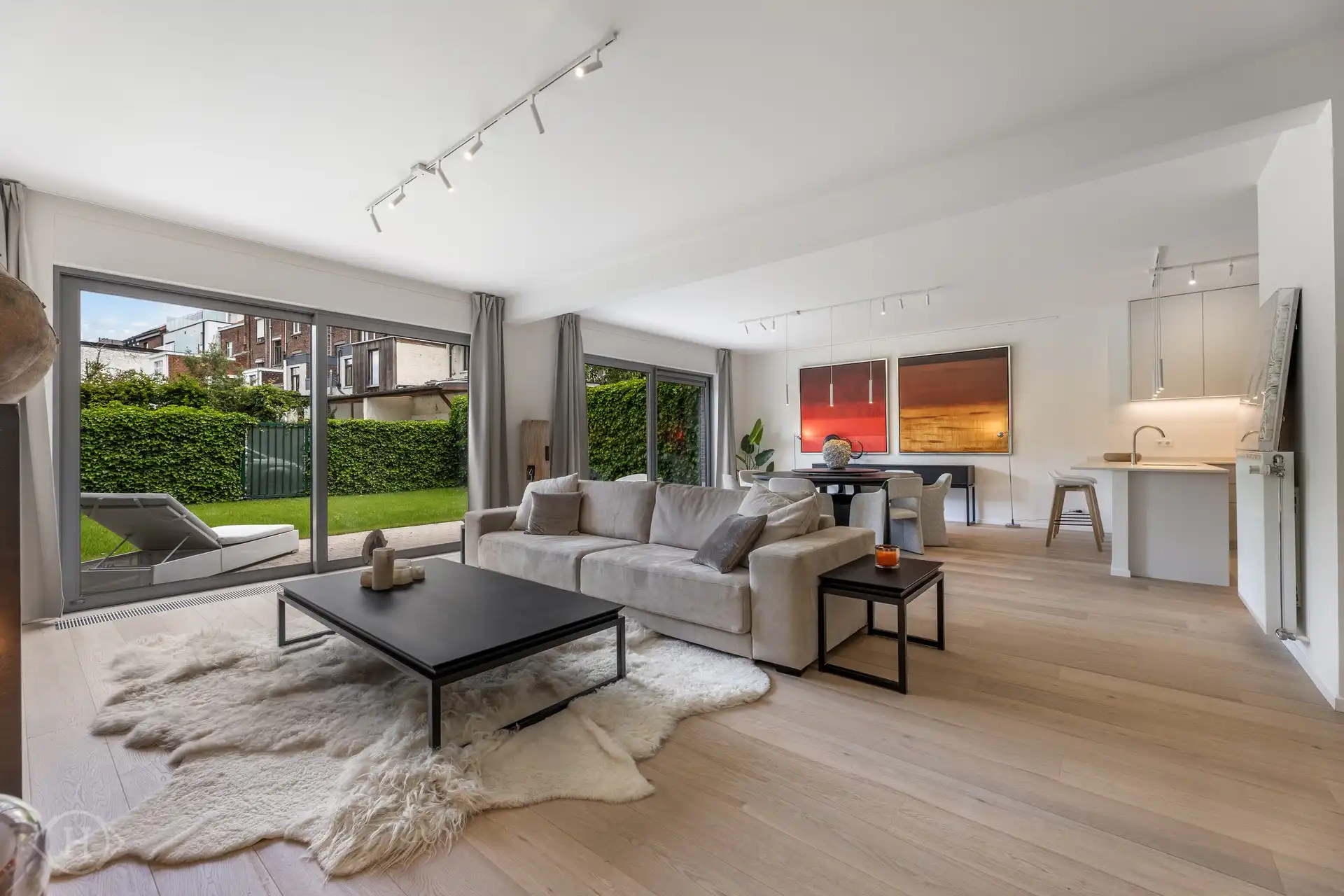 Luxueus gerenoveerd appartement met tuin, in hartje Leuven foto 2