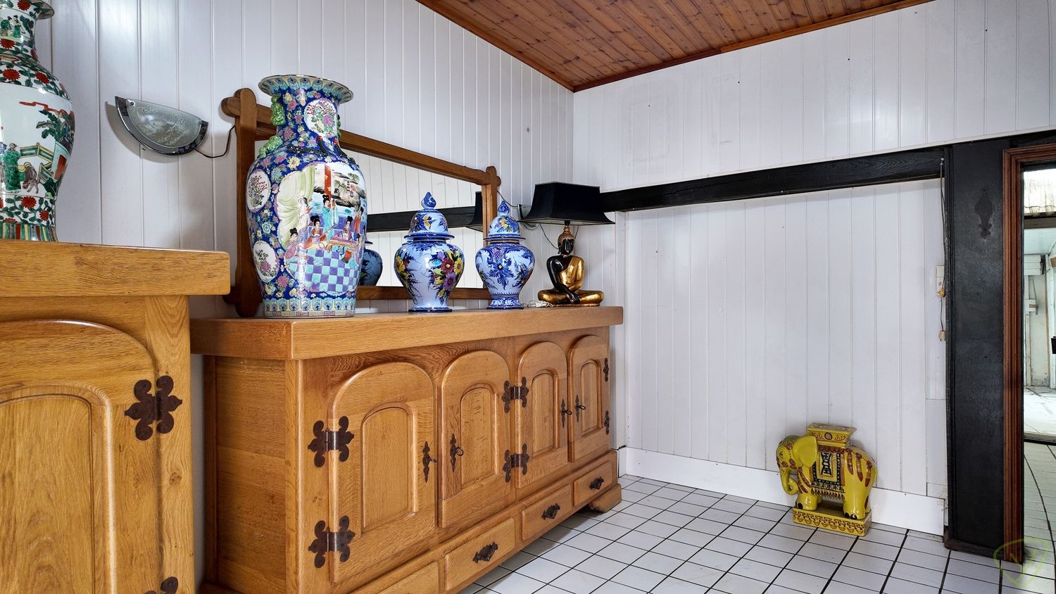 Ruime te renoveren stadswoning in het hartje van Eeklo foto 2