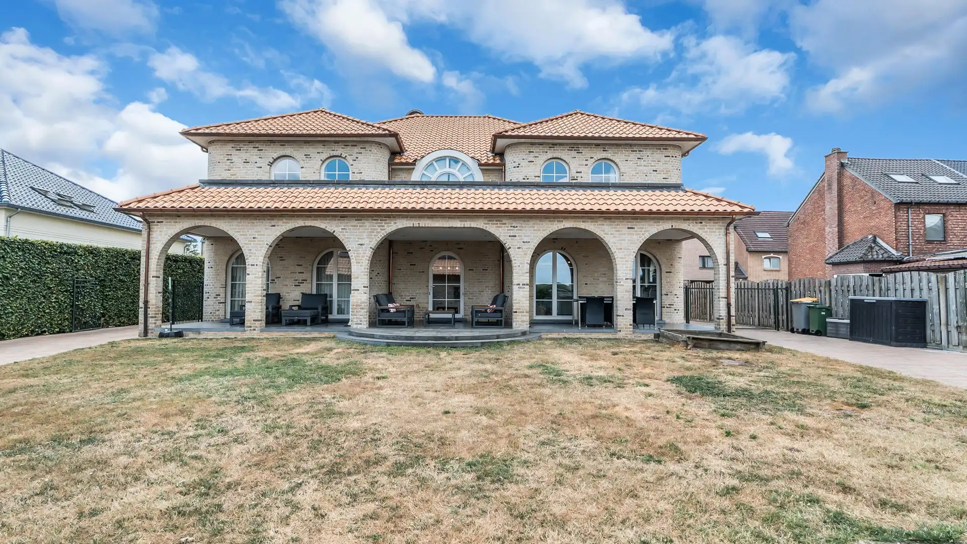 Villa foto 3