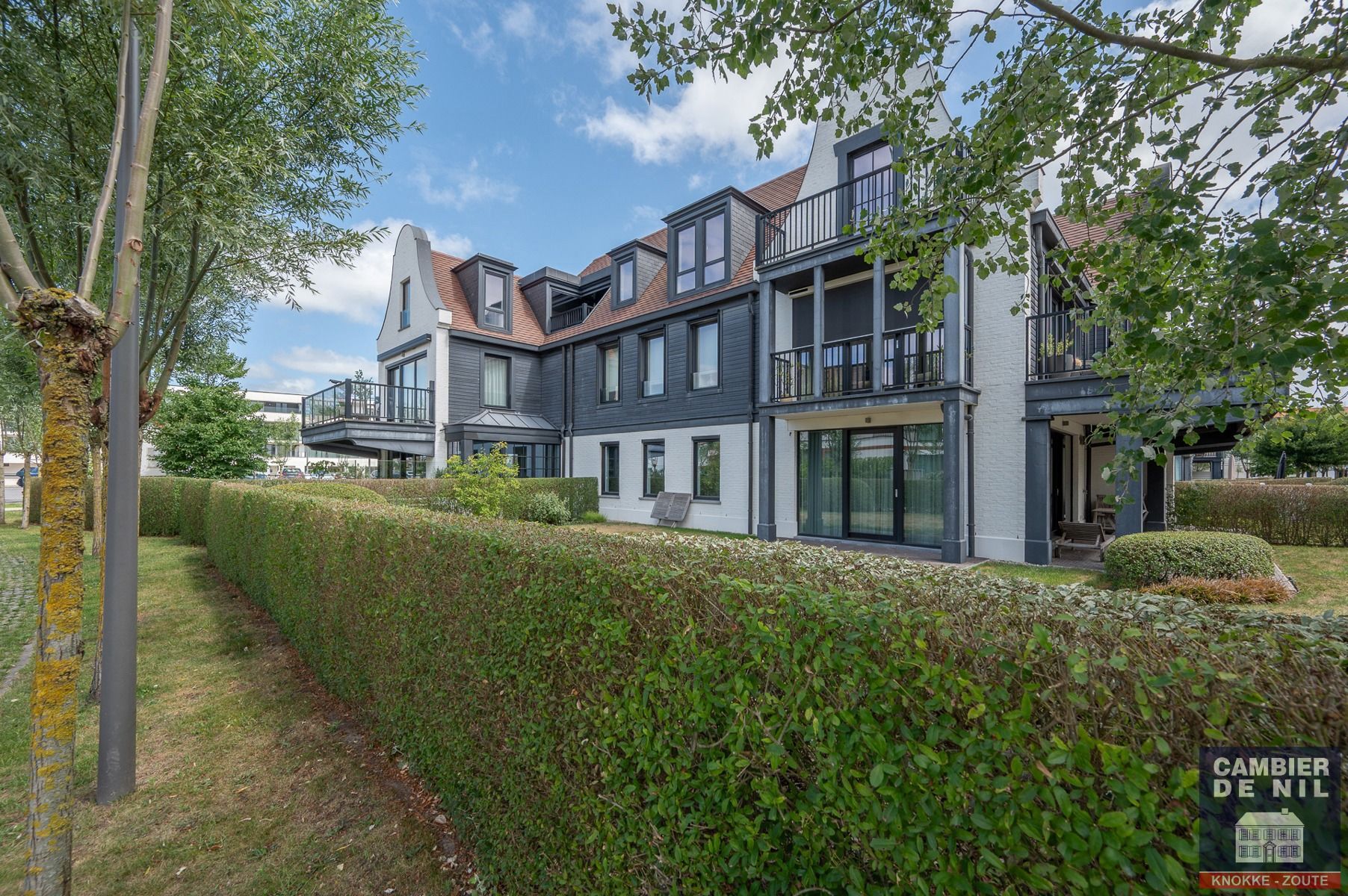 Recent, ongemeubeld 2 SK-appartement in Duinenwater  foto 2
