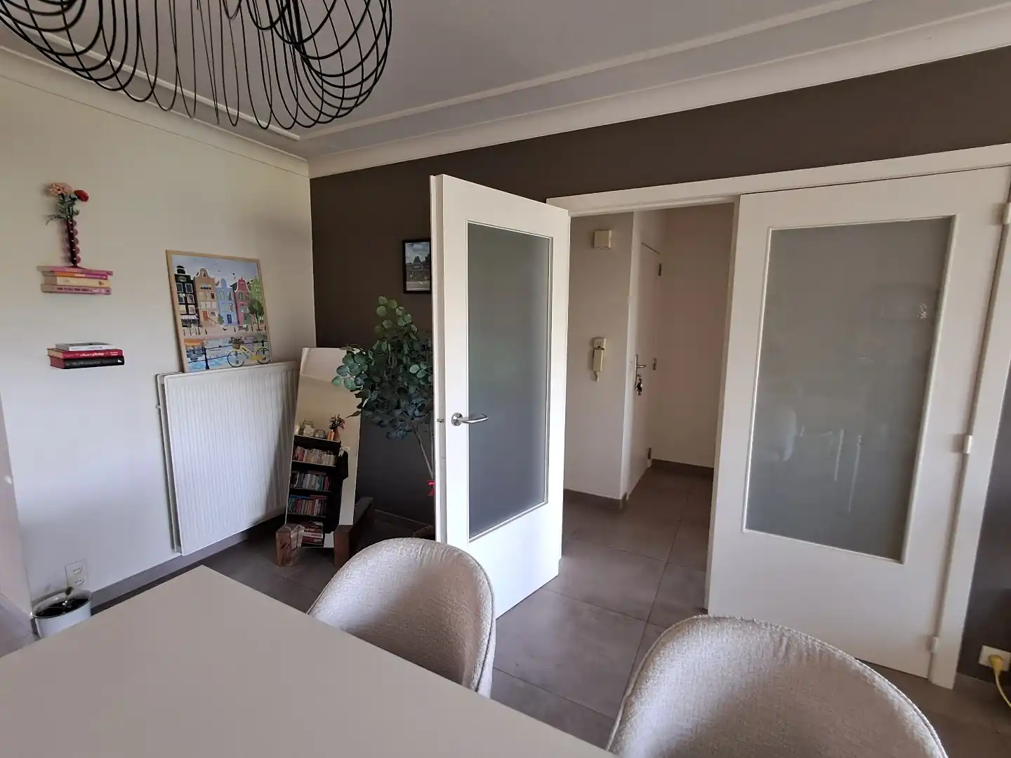 Appartement met garage te Sint-Kruis foto 4