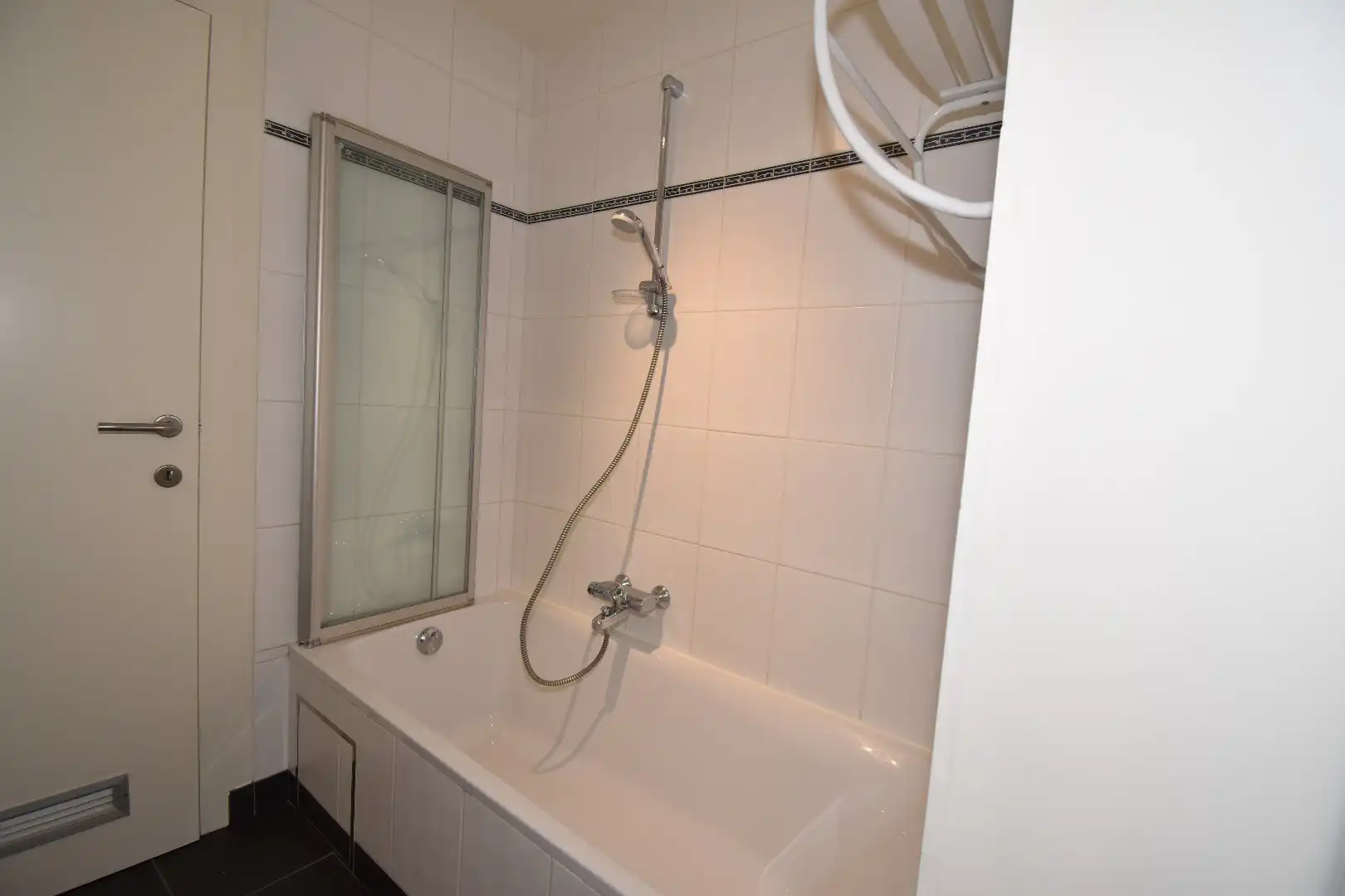 Appartement met 1slaapkamer en garage, centrum Maldegem foto 15