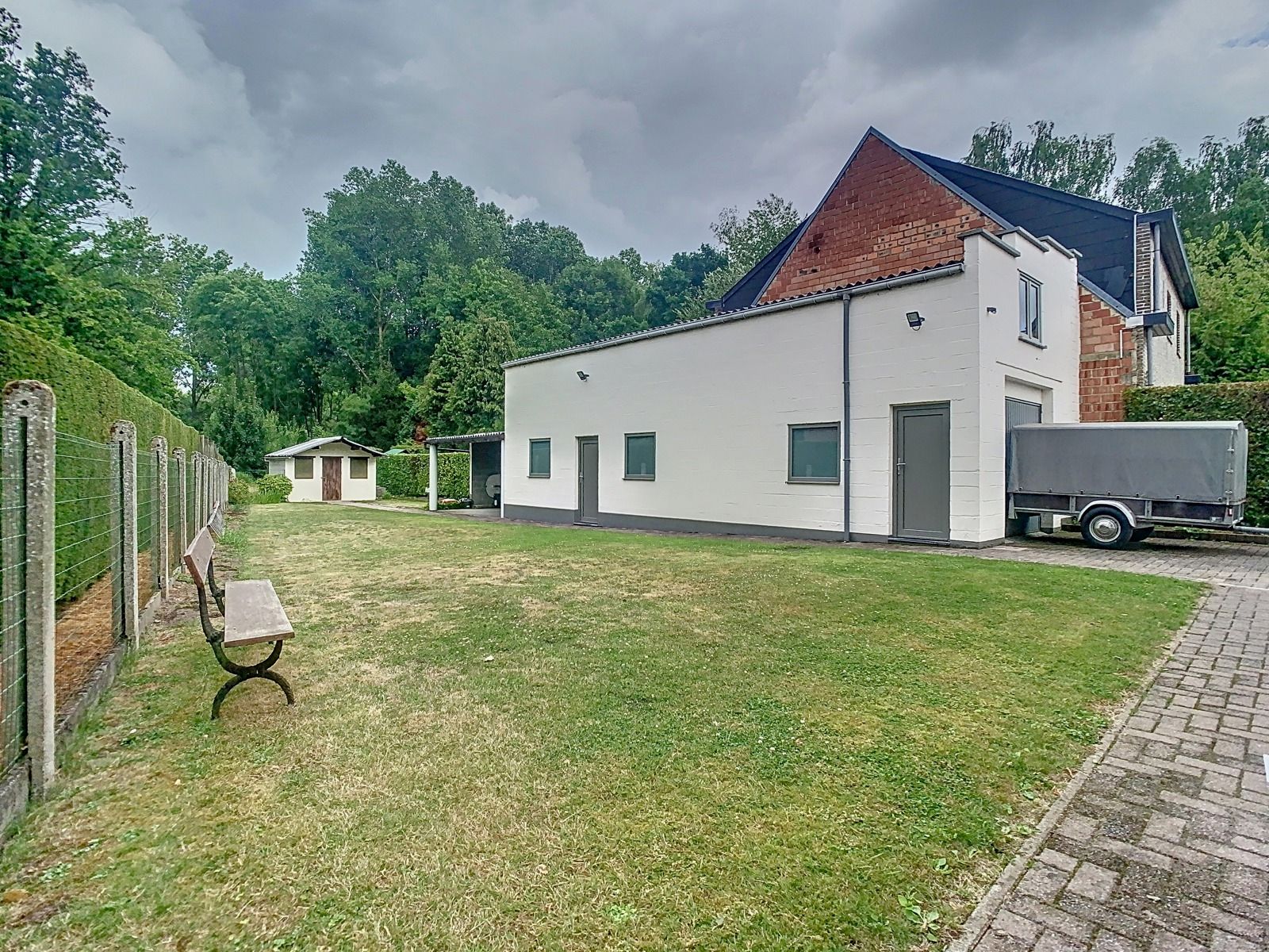 Instapklare alleenstaande woning met 3 SLPK, tuin én garage! foto 15