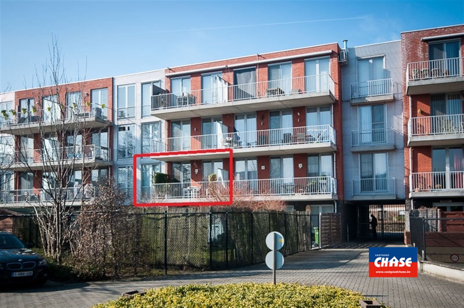 Instapklaar appartement | 2 slpks, terras + P  foto 1