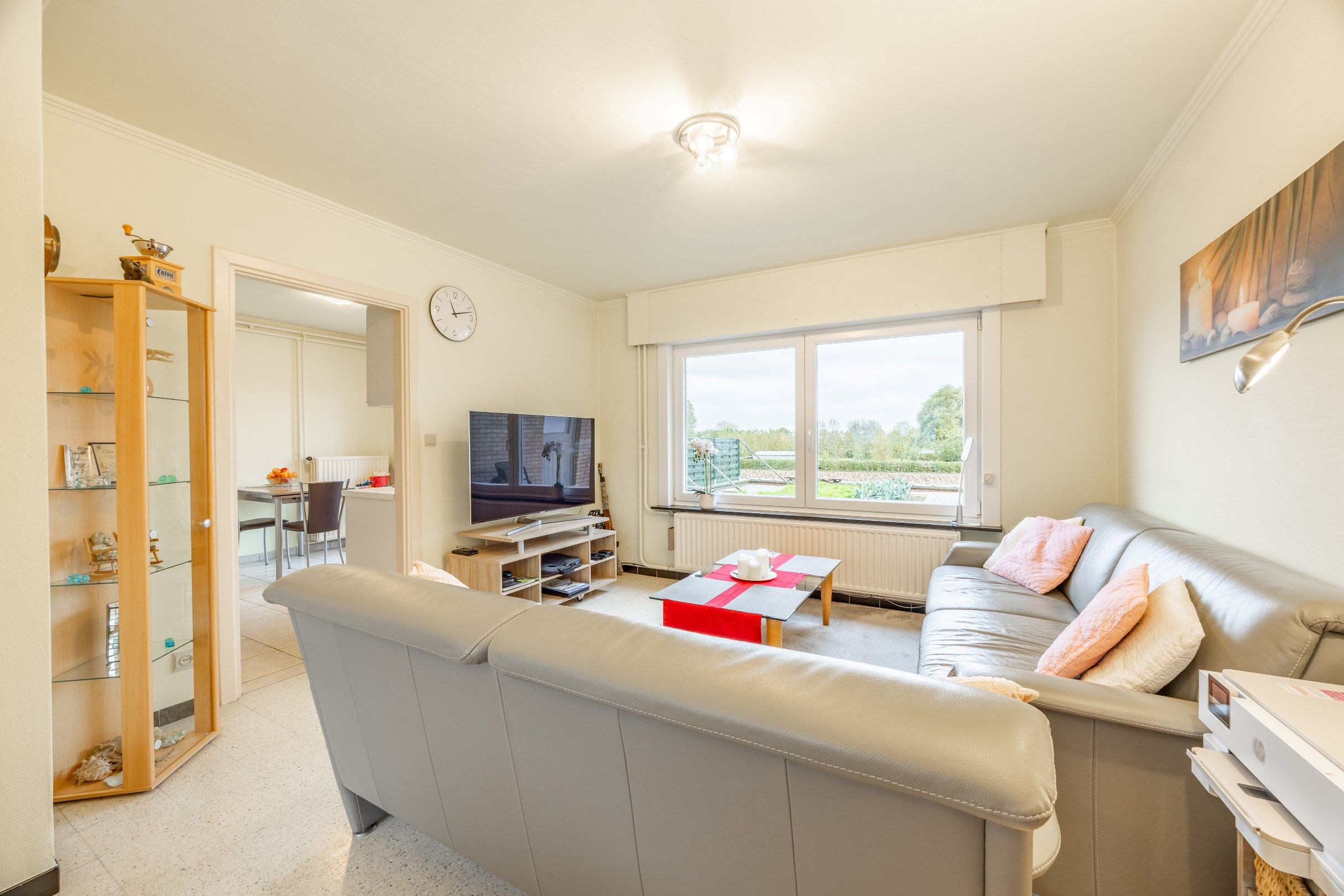 KLOEKE HOB MET DUBBELE GARAGE EN VERZICHT foto 4