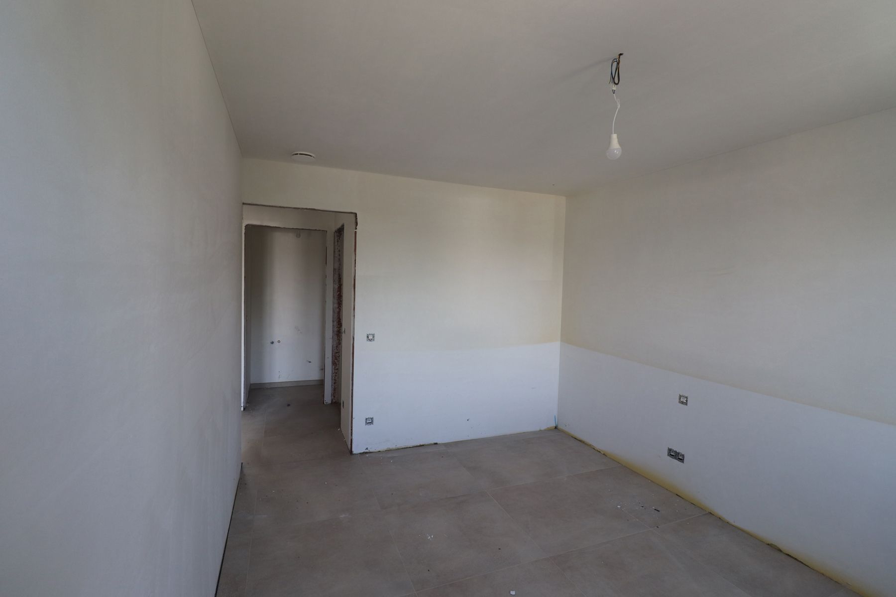 Nieuwbouw appartement op de 2de verdieping van 95,50m² met 2 slaapkamers en terras. foto 14