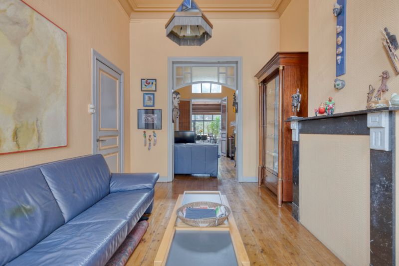 KARAKTERVOLLE BURGERWONING MET TUIN IN EEN RUSTIGE BUURT foto 7