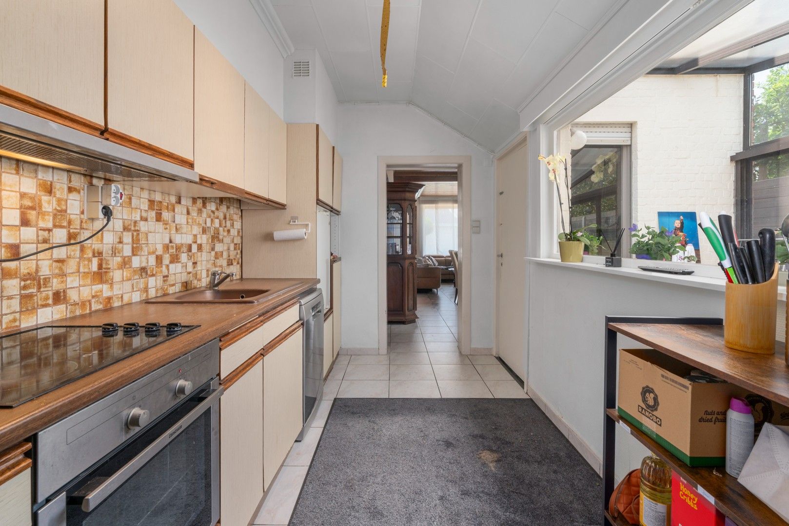 Halfopen woning met tuin in het centrum van Nevele! foto 12