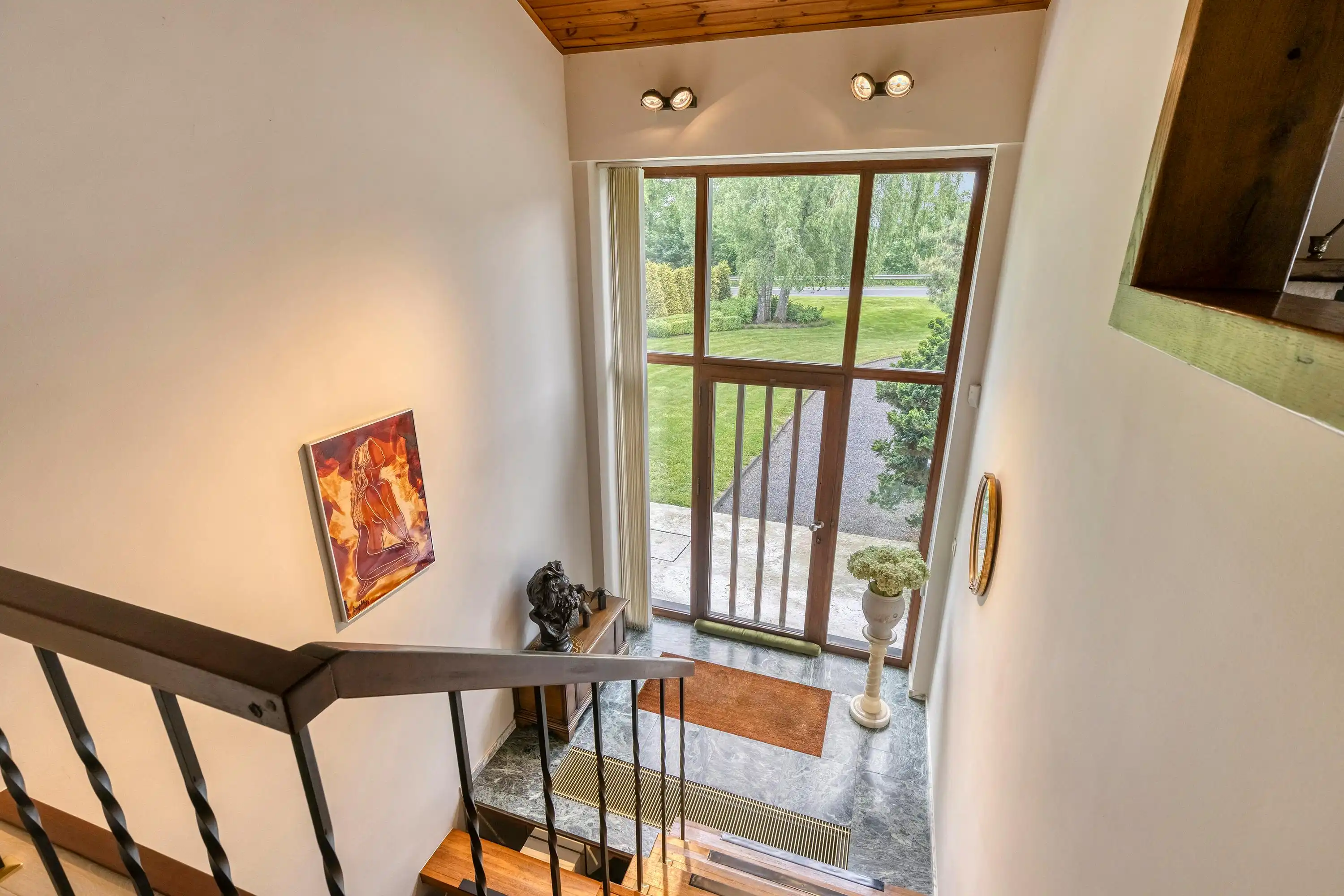 Villa op ruim perceel in Ronse te koop!  foto 3