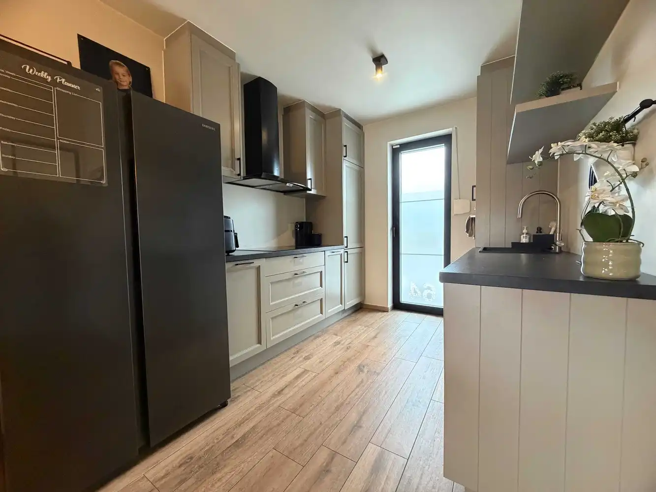 Rustig gelegen recente woning op een perceel van 4a 60ca foto 7