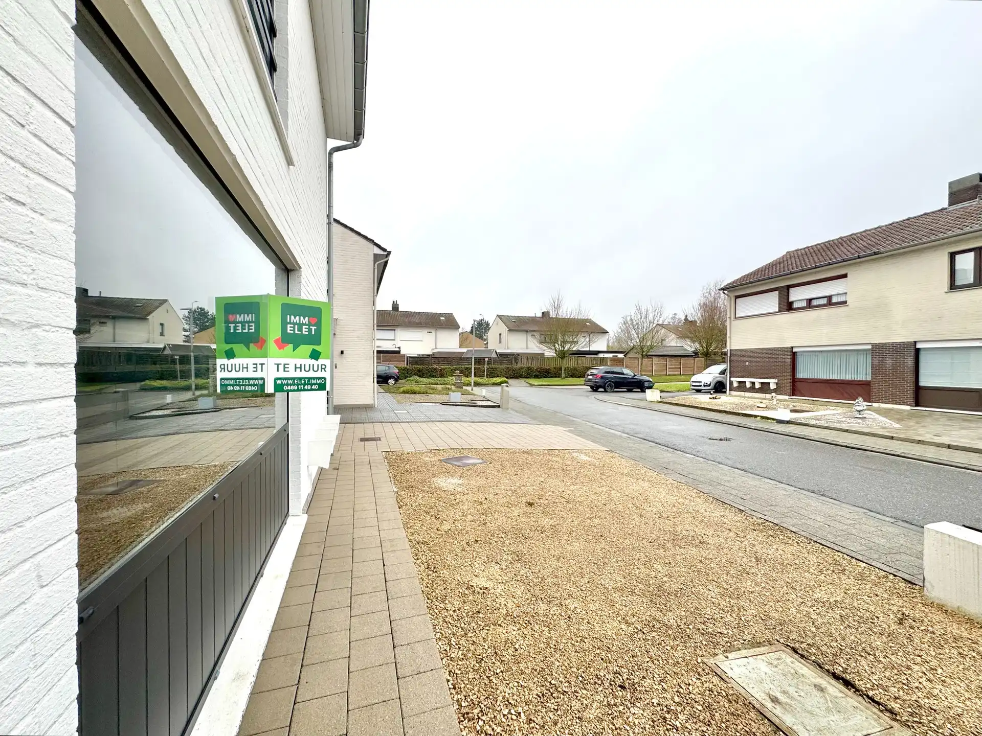 GERENOVEERDE WONING | 2 KAMERS | DRESSING |TUIN |GARAGE foto 27