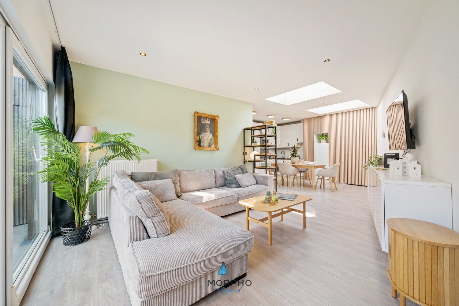 Instapklaar gelijkvloers appartement met 2 slpks, zonneterras en autostaanplaats. foto {{pictureIndex}}