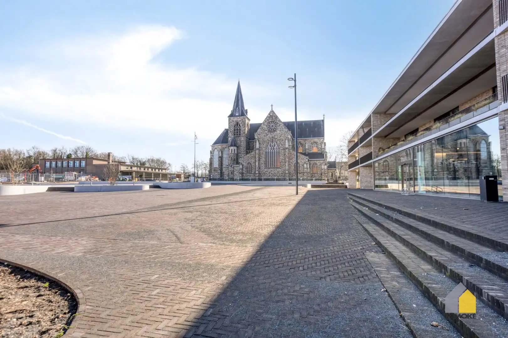 Gelijkvloers appartement (91 m²) in centrum met 1 slpk en parking. foto 19