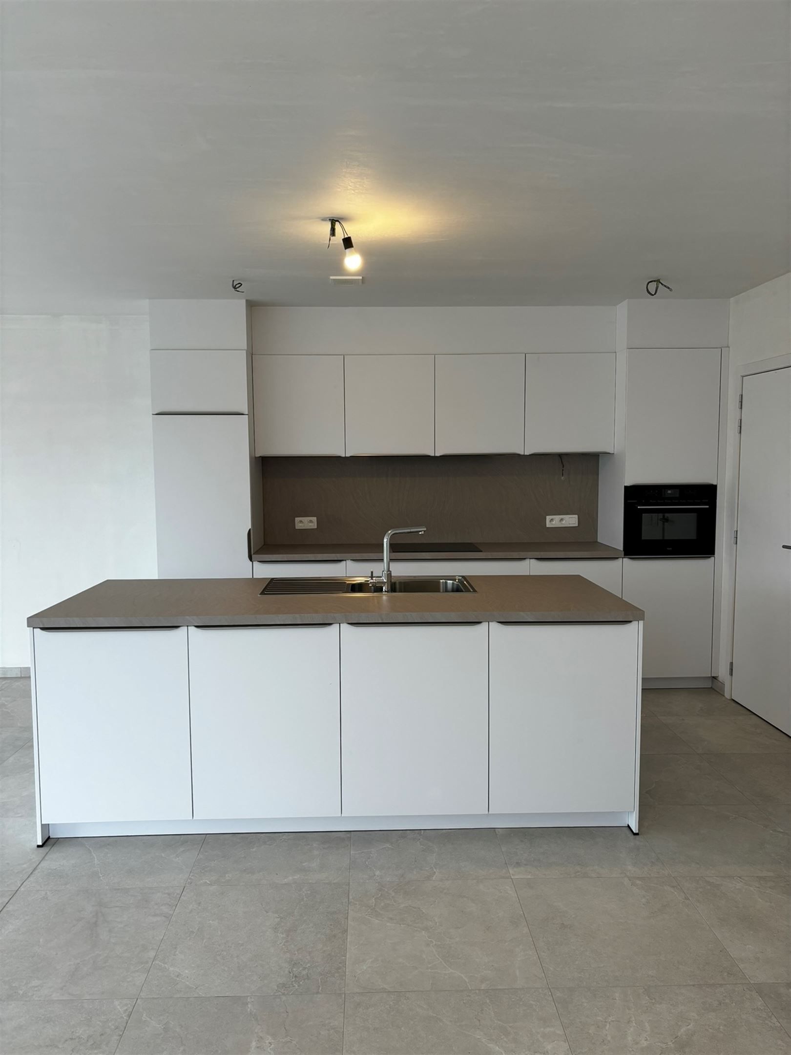 Nieuwbouw met 4 slaapkamers foto 2