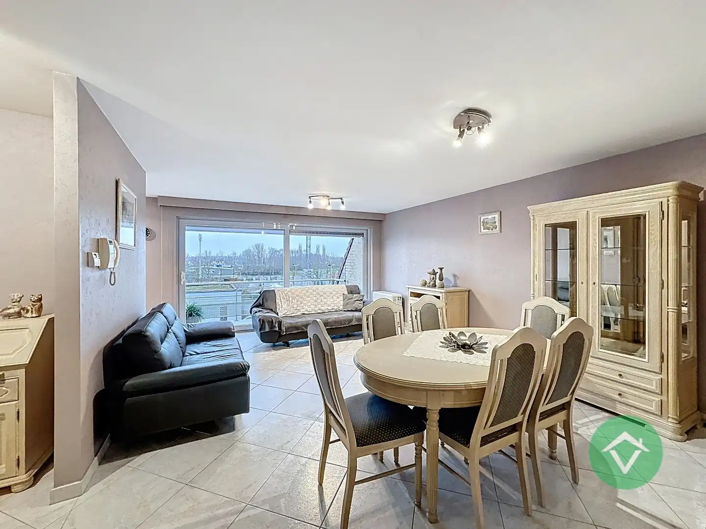  Appartement met 2 slaapkamers en garage te Torhout foto 9