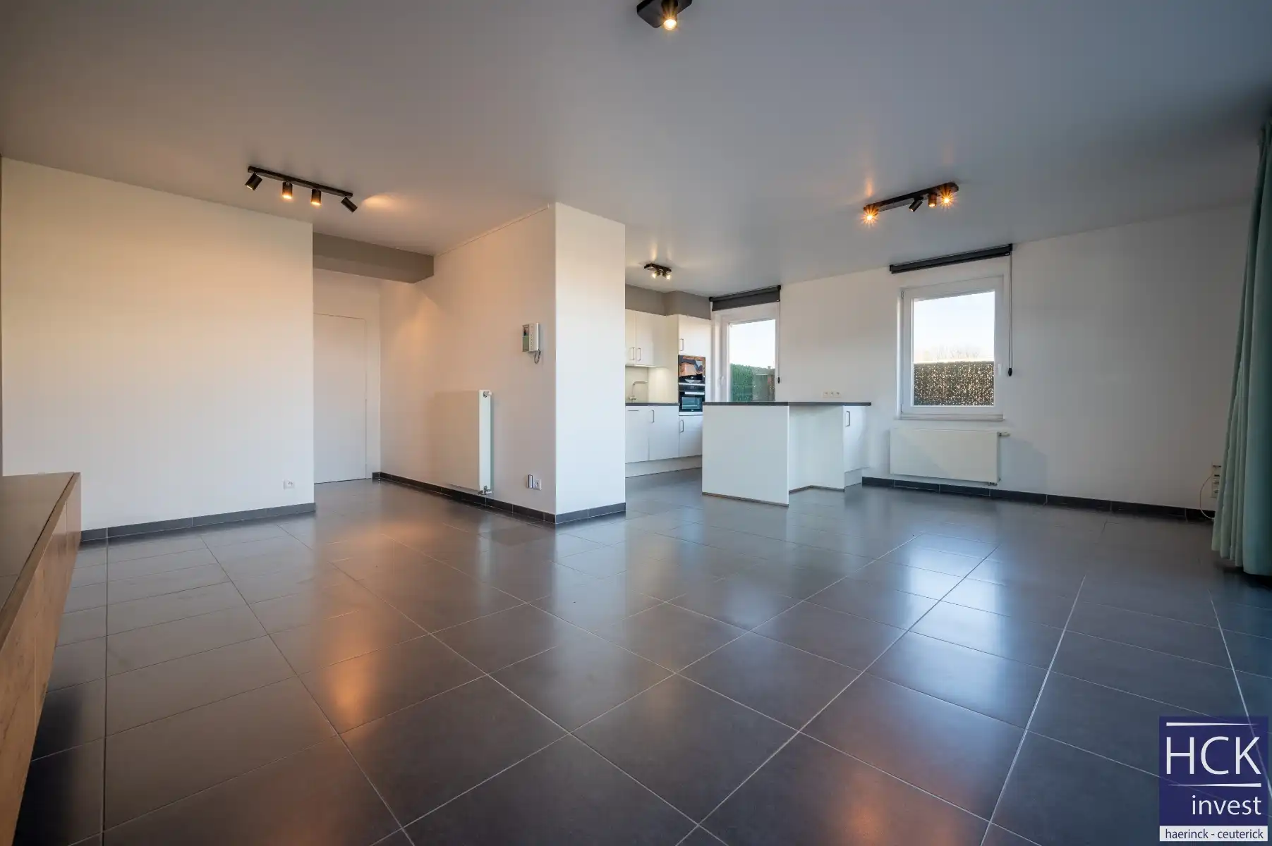 ZULTE (Machelen) - Lichtrijk en ruim gelijkvloersappartement + terras foto 3