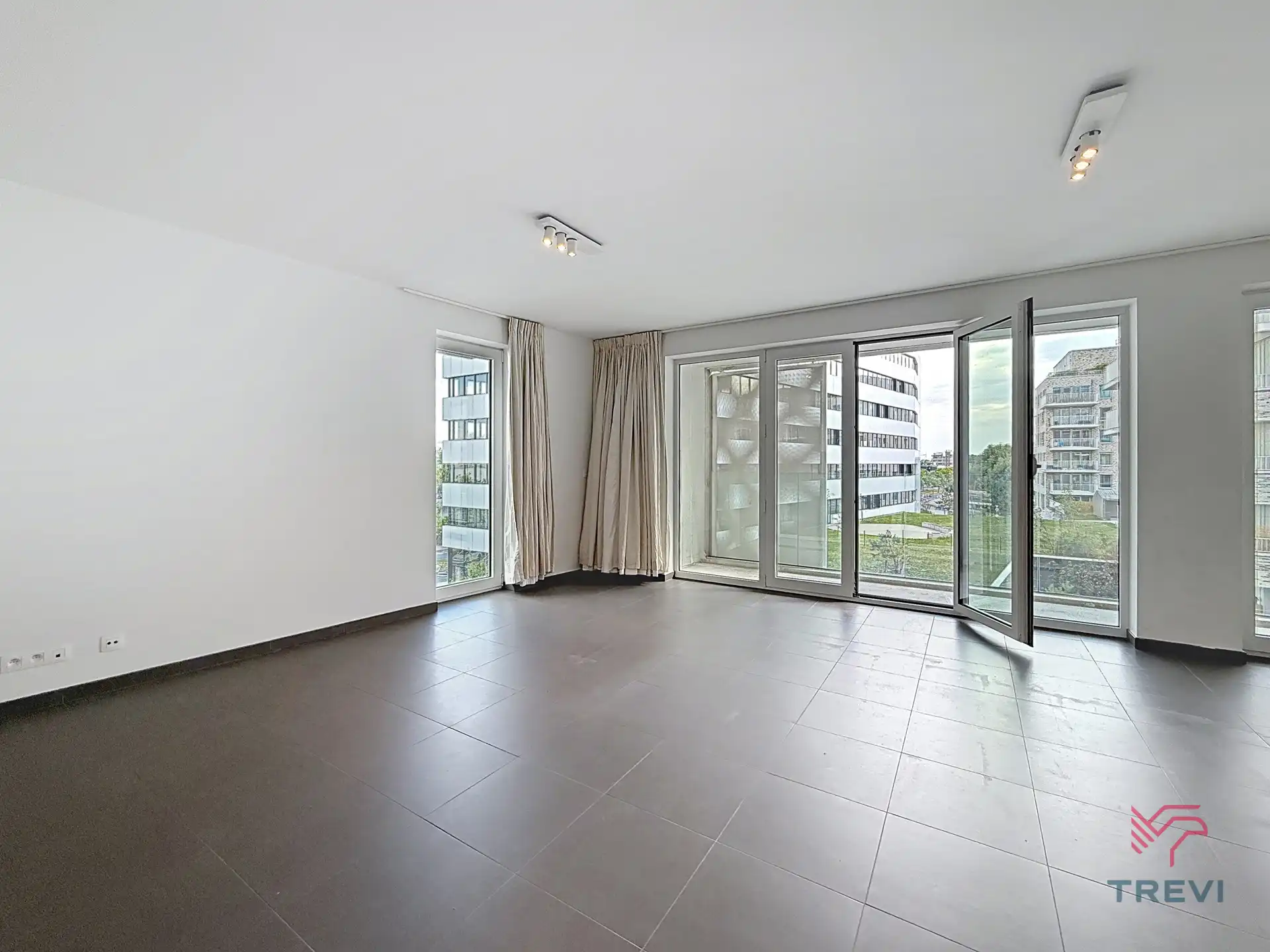 Appartement 2 slaapkamers in een nieuwbouwproject uit 2020 foto 2