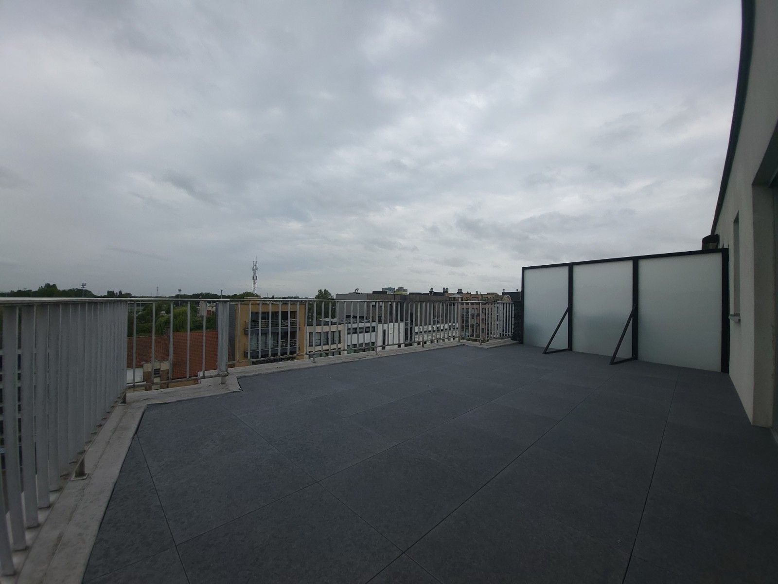 Appartement te huur foto 11