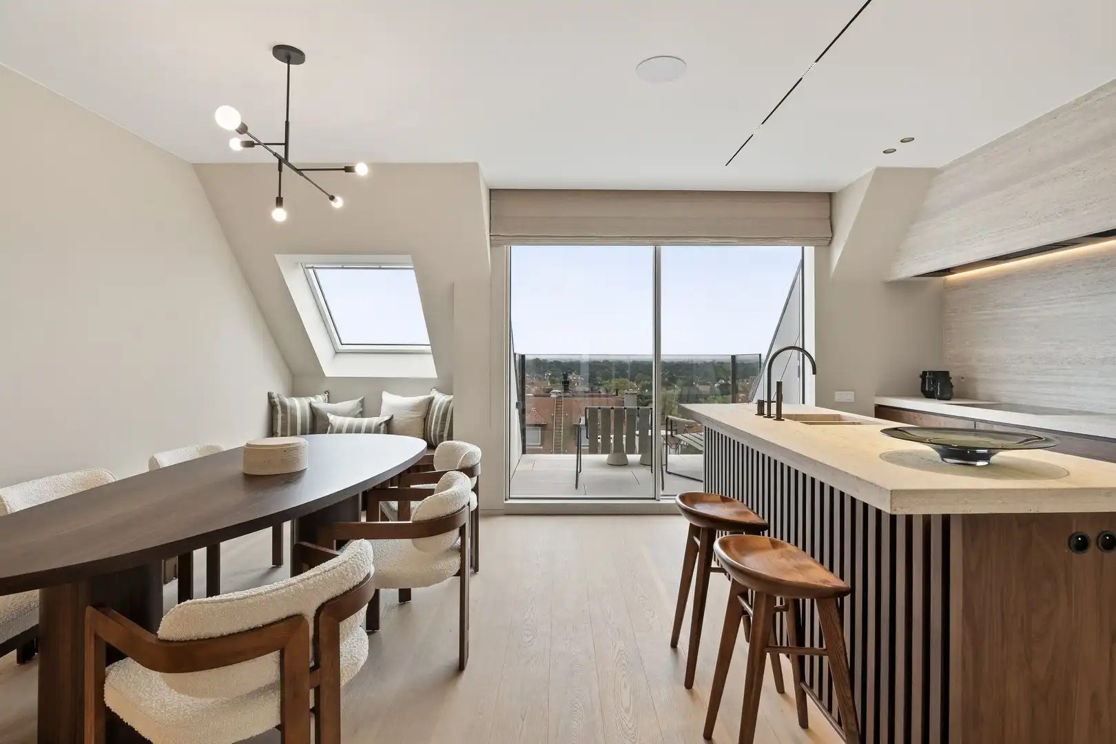 Milenka - Duplex-penthouse 8e + 9e verdieping – Iconisch wonen boven Het Zoute foto 10