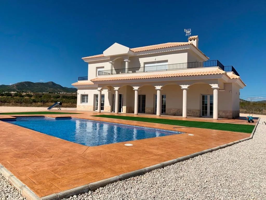 Paradijs villa's: jouw droomvilla aan de zonnige Costa Blanca! foto {{pictureIndex}}