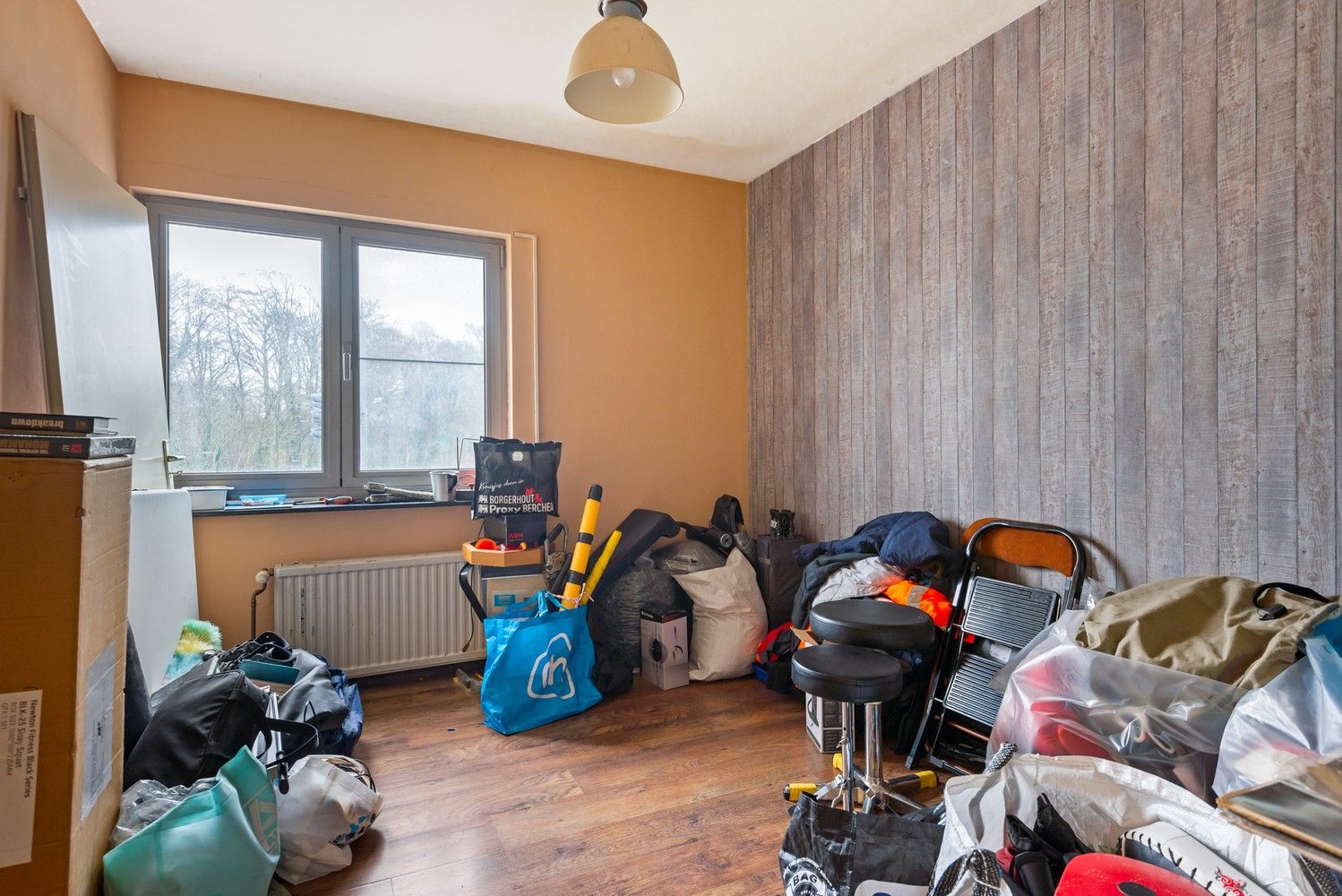 Ruime bel-etage woning met 4 grote slaapkamers te Wommelgem. foto 11