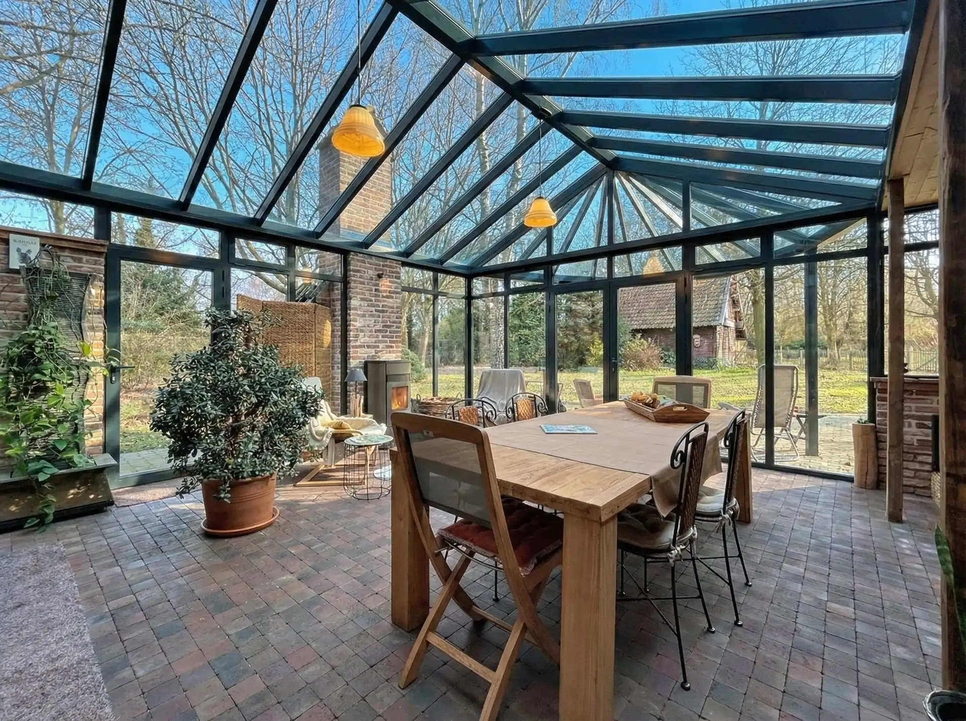 villa met 5 slk en riant bijgebouw op 14262m² foto 4