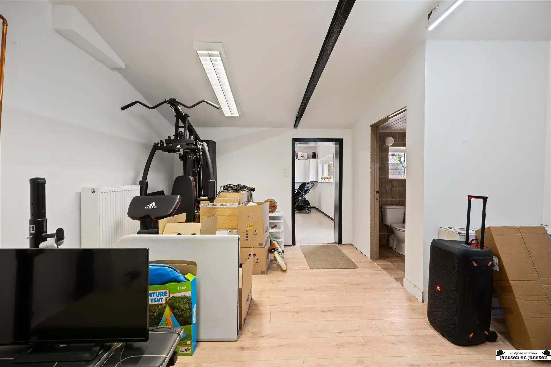 Instapklare gezinswoning met tuin nabij Brugge foto 17