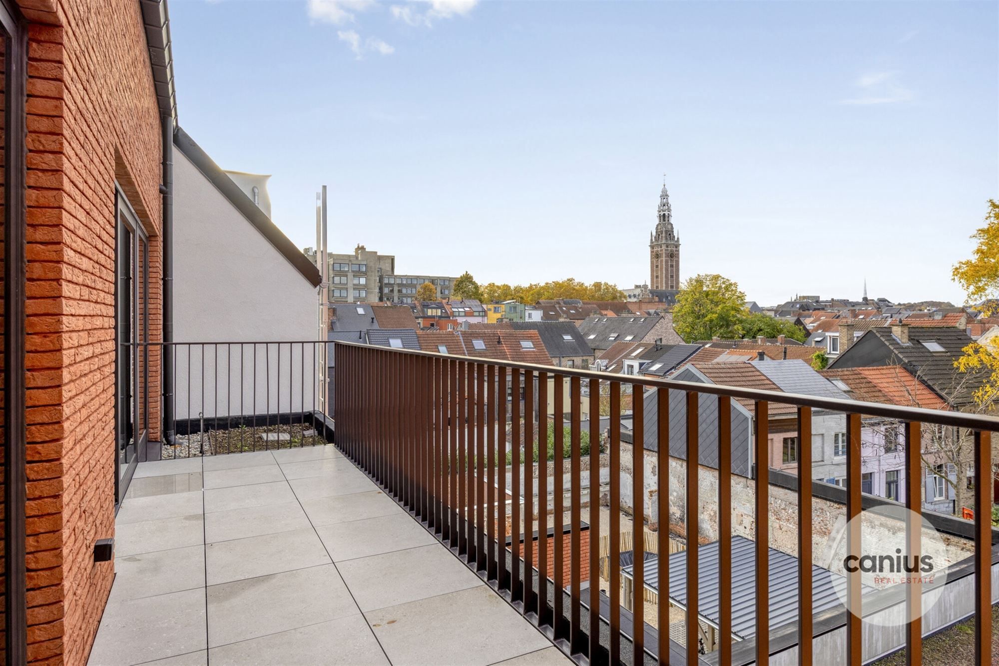 RUIM DUPLEXAPP. MET 3 SLPKS EN 2 TERRASSEN foto 12