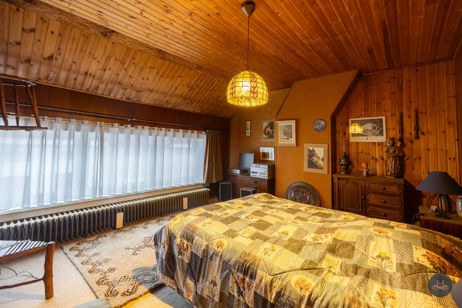 Charmante te moderniseren woning met stadskoer & terras foto 24