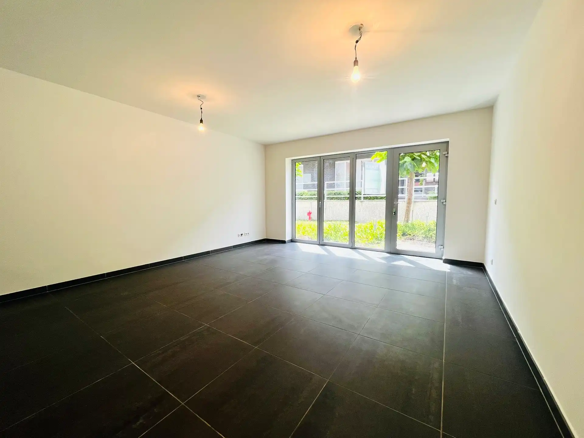 1 SLAAPKAMER APPARTEMENT OP HET GELIJKVLOERS foto 4