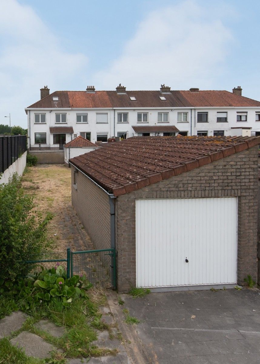 Instapklare, gerenoveerde woning te koop te Adinkerke.  foto 8