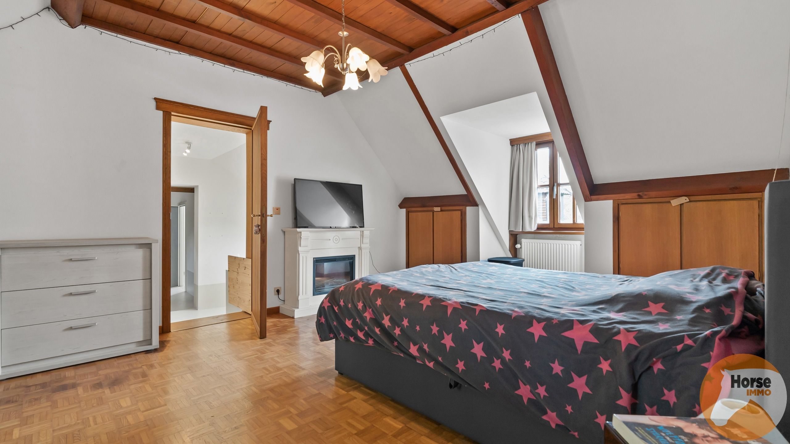 ZOTTEGEM - Hoeve met B&B en stallen op +/- 2,8HA foto 22