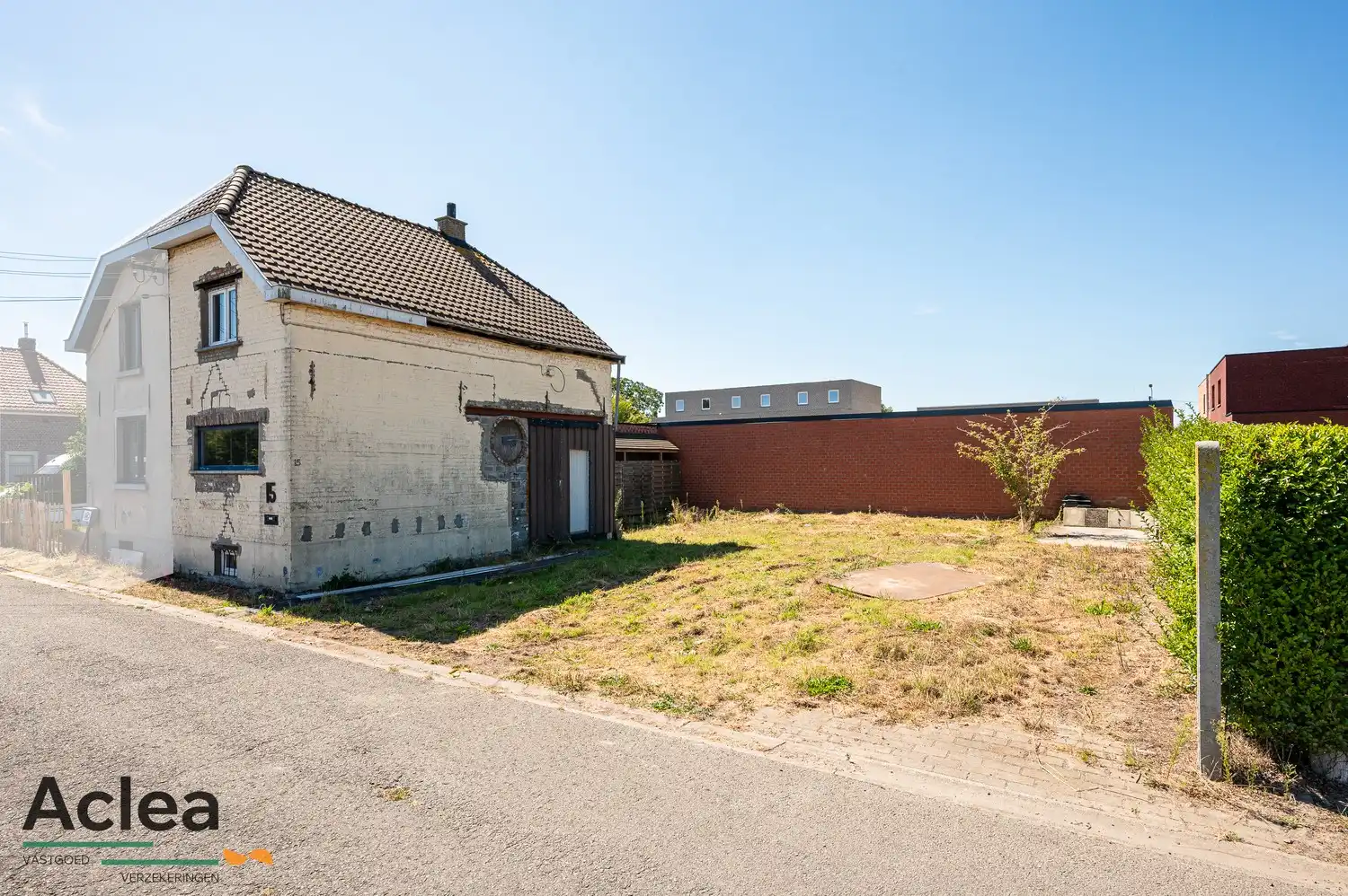 Hoofdfoto van de publicatie: Volledig te renoveren woning met uitbreidingsmogelijkheden en open zichten